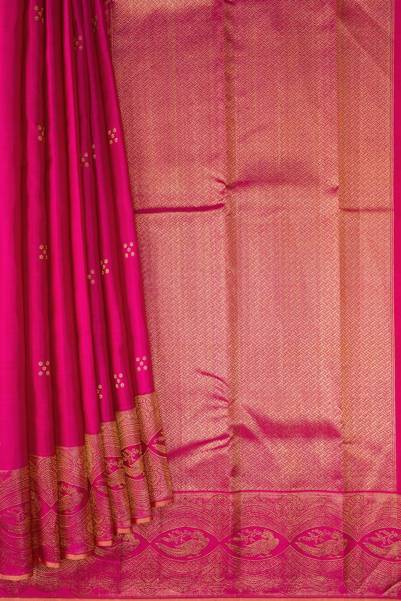 Pleats and pallu of Pure Silk Pure Zari Pink Dual Tone Kanchipuram Saree with Zari Butta on the body and Fancy Border. 