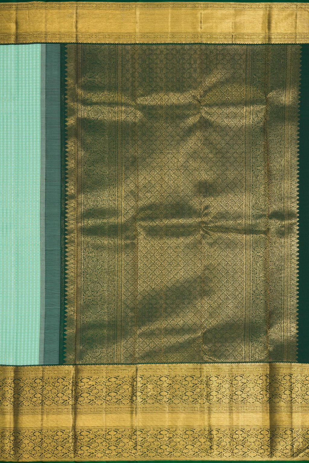 Close up image of the pallu of Light Green Dual Tone Kanjivaram Silk Saree with Zari Brocade on the body and Zari Border. 