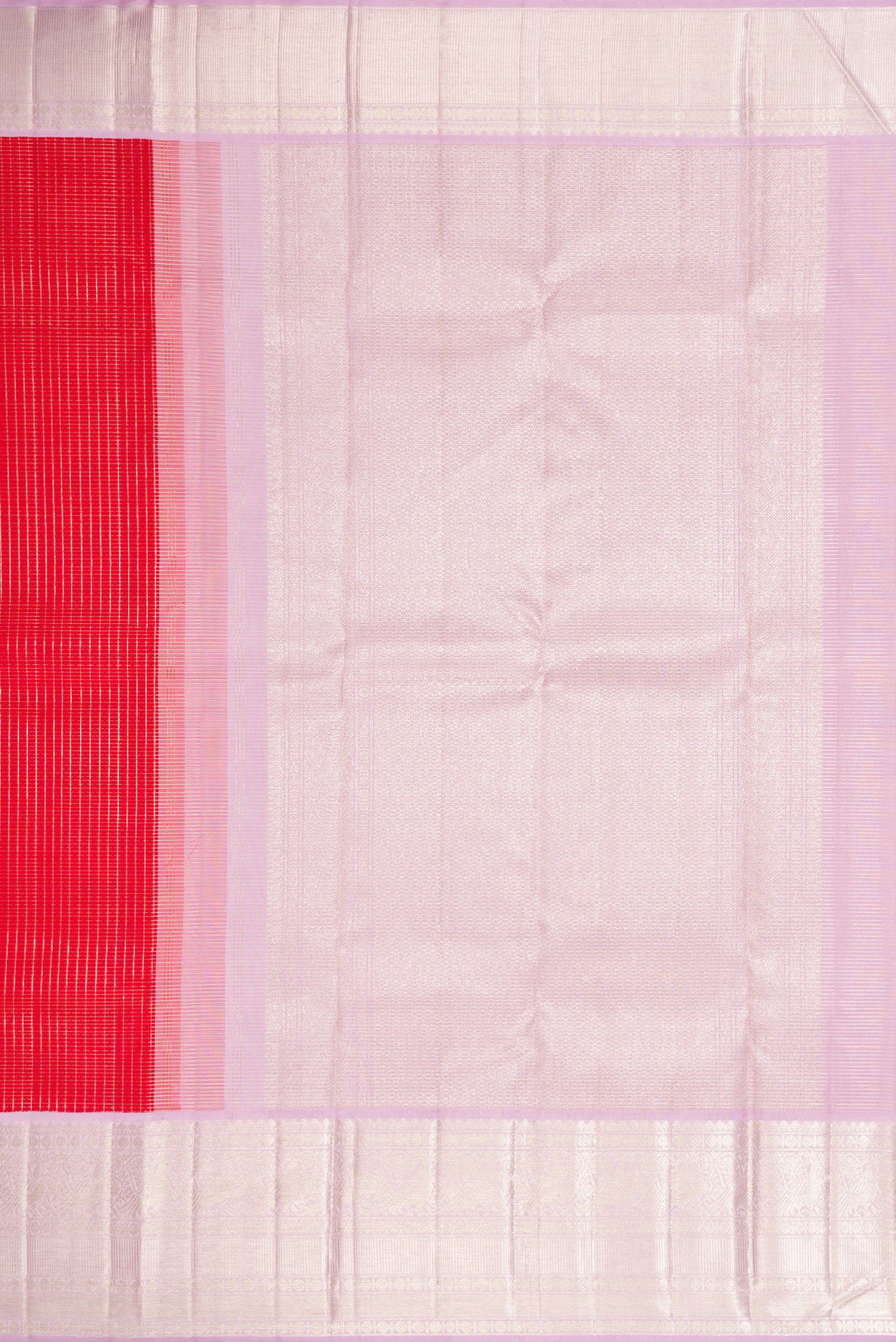 Close up image of the pallu of Red Dual Tone Kanchipuram Silk Saree with Checked design on the body and Zari Border. 