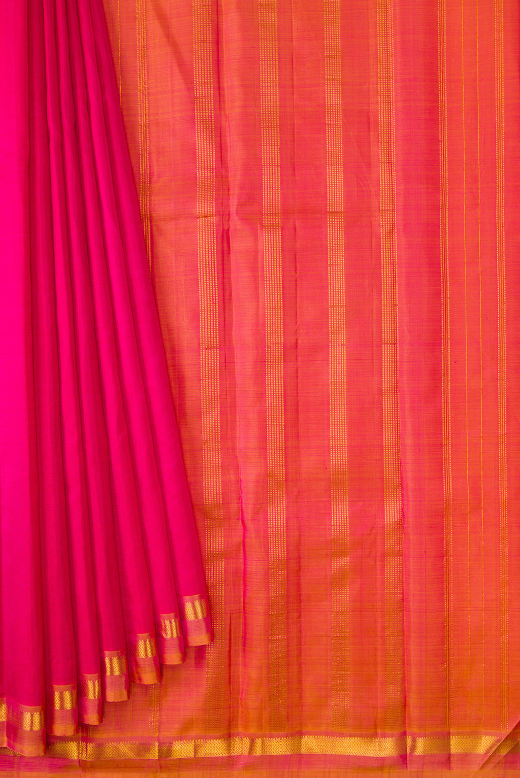 Pleats and pallu of Pink Dual Tone Kanjivaram Silk Saree with Plain Body and Zari Border. 