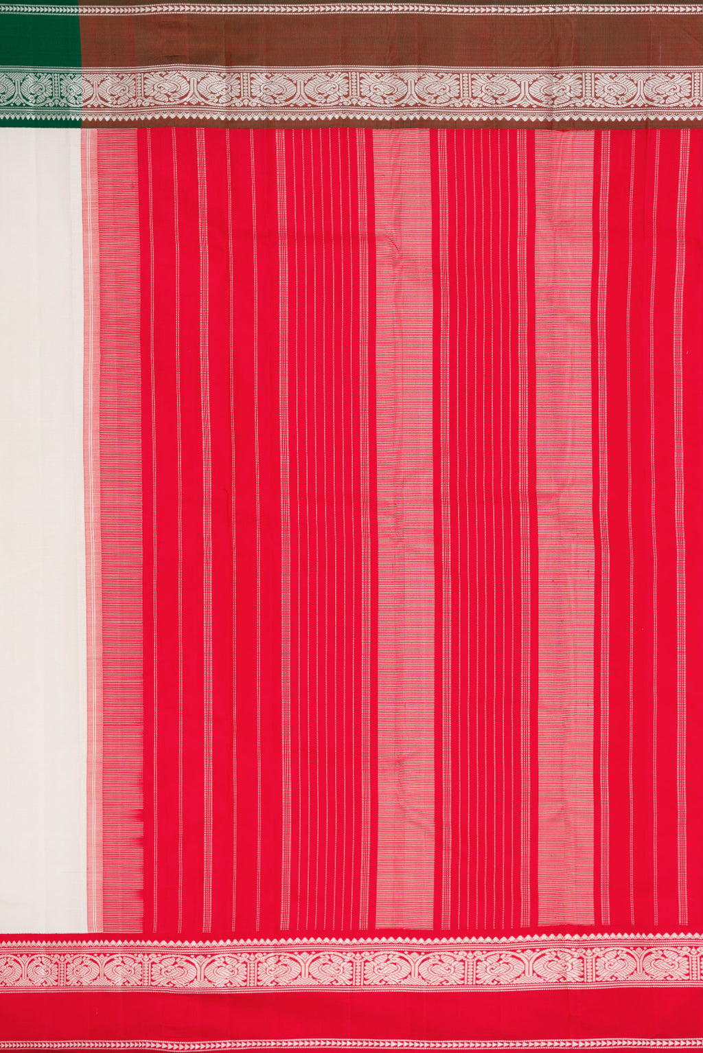 Close up image of the pallu of White Dual Tone Kanjivaram Silk Saree with Plain Body and Ganga Jamuna Border. 