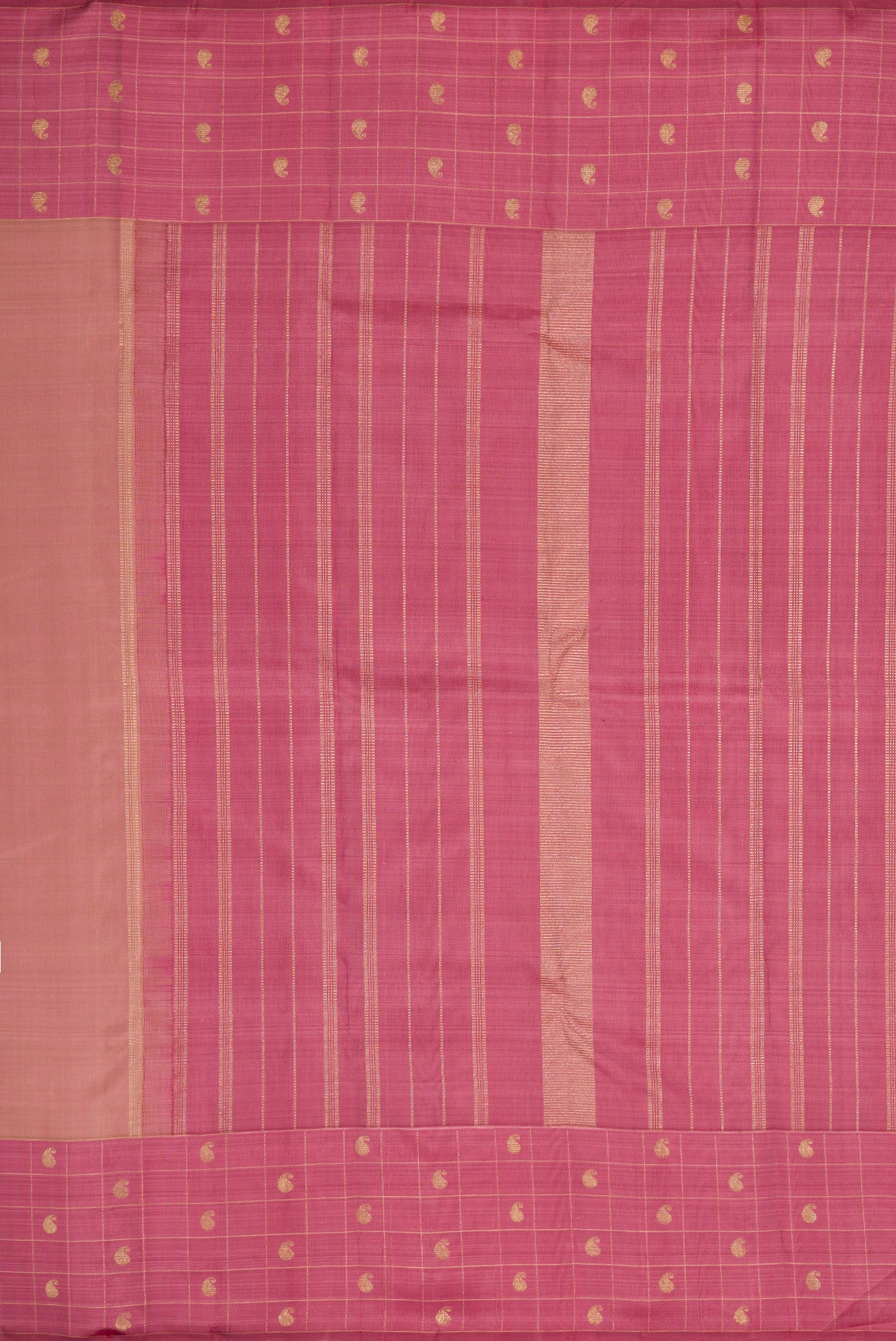 Close up image of the pallu of Pure Silk Pure Zari Rose Gold Dual Tone Kanchipuram Saree with Zari Butta on the body and Zari Border. 