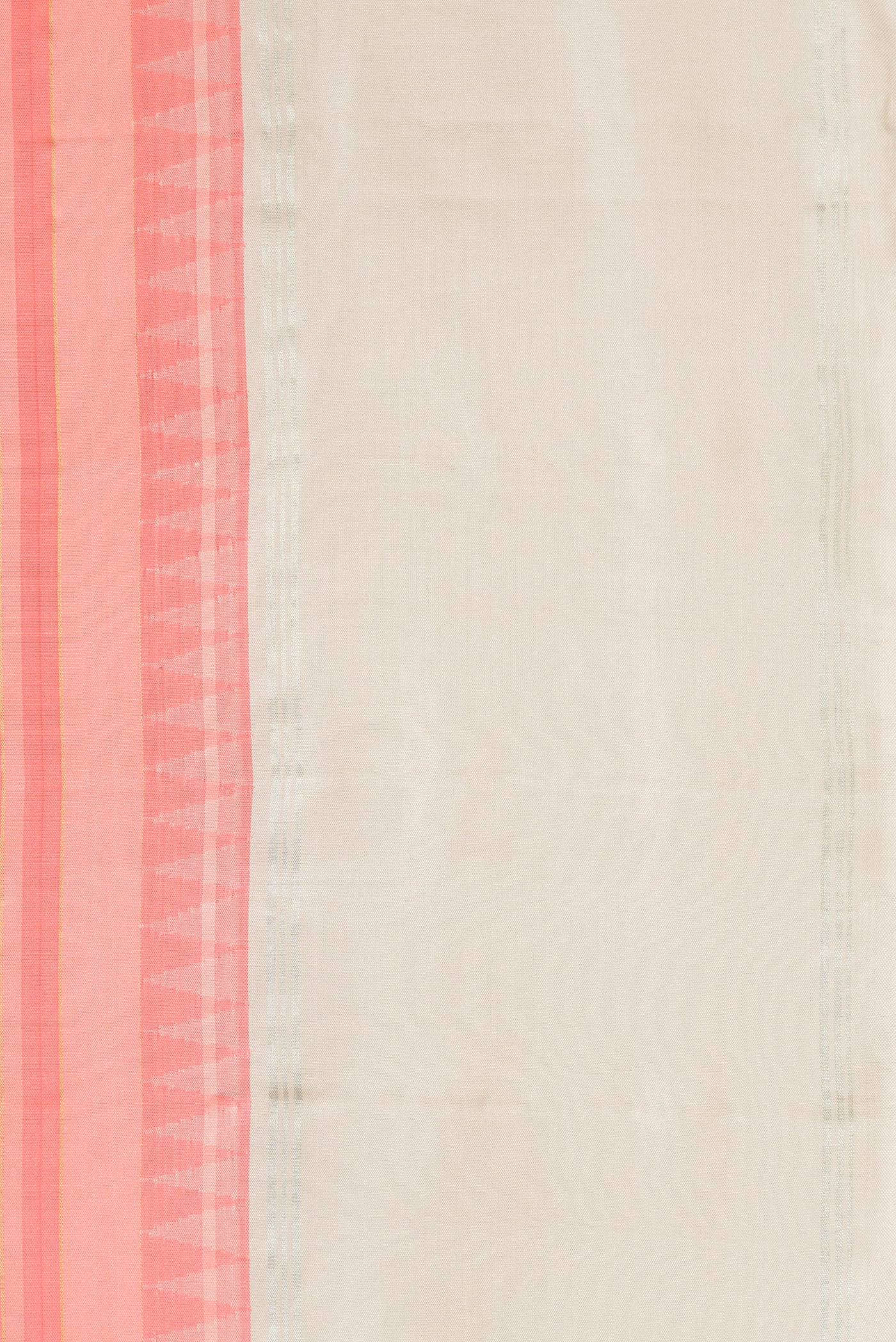Border image of Peach Dual Tone Kanjivaram Silk Saree with Stripes on the body and Zari Border. 