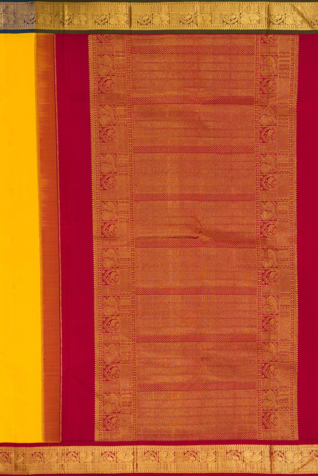 Close up image of the pallu of Yellow Dual Tone Kanjivaram Silk Saree with Zari Butta on the body and Ganga Jamuna Border. 