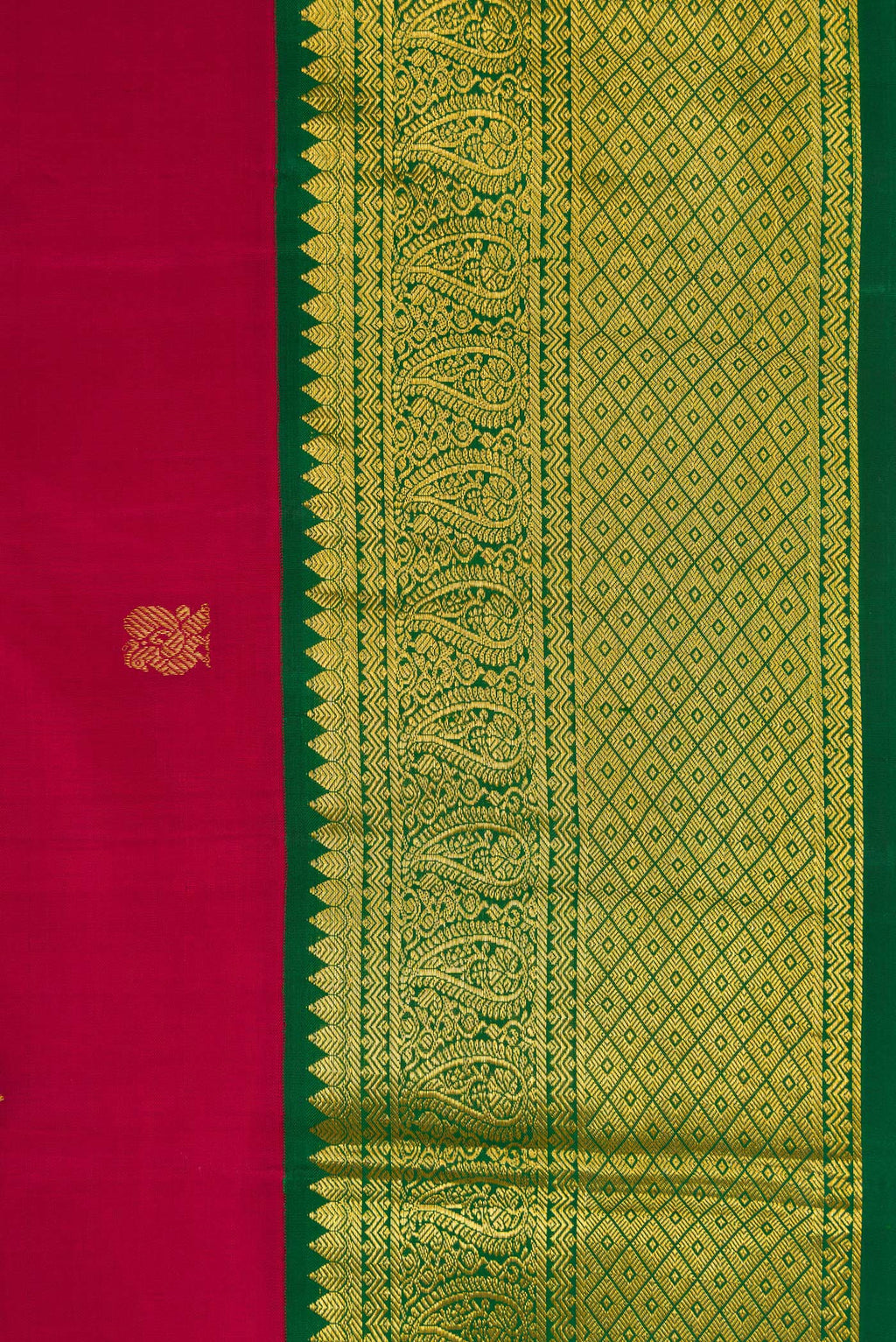 Border image of Pure Silk Pure Zari Maroon Dual Tone Kanjivaram Saree with Zari Butta on the body and Zari Border. 