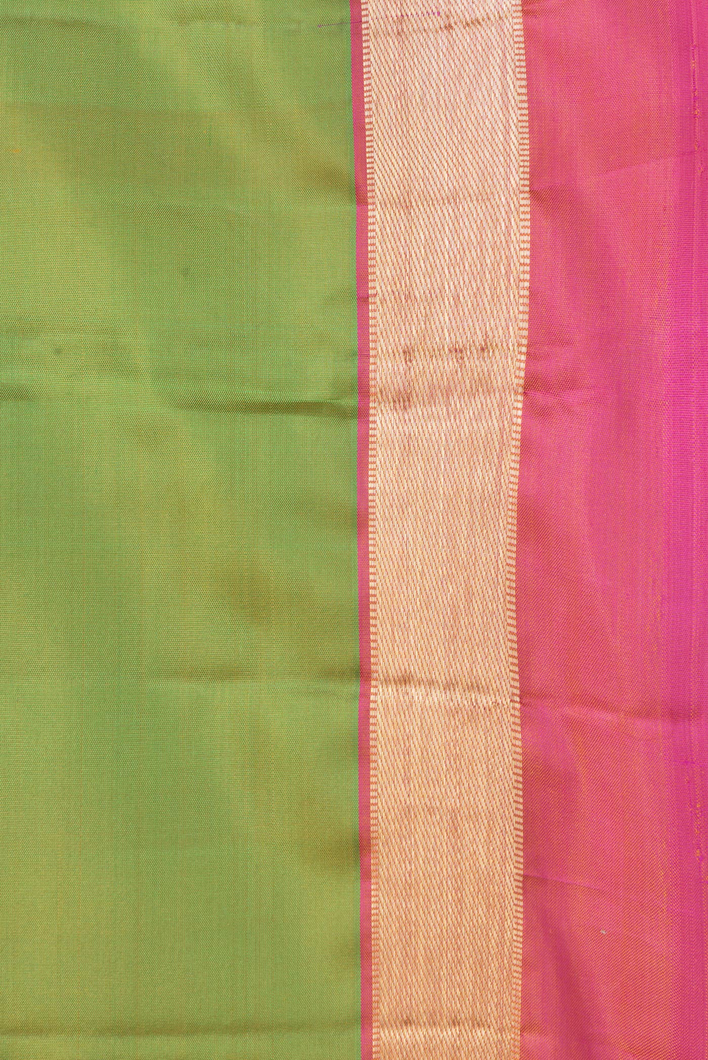 Border image of Parrot Green Dual Tone Kanjivaram Silk Saree with Plain Body and Zari Border. 