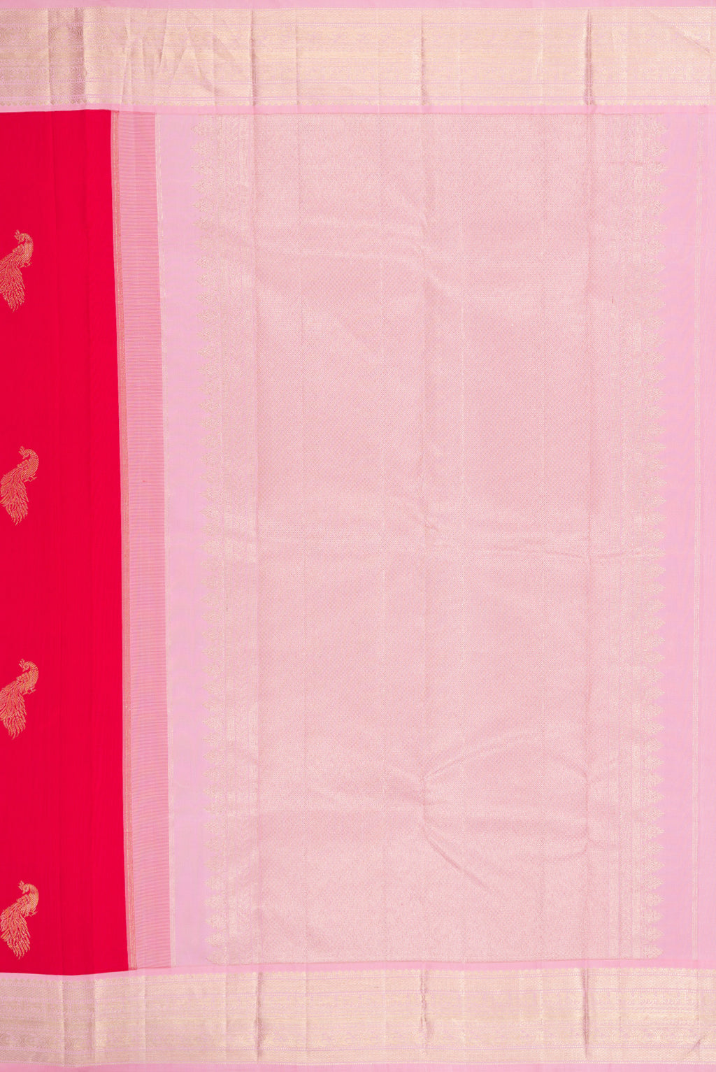 Close up image of the pallu of Red Dual Tone Kanjivaram Silk Saree with Zari Butta on the body and Zari Border. 