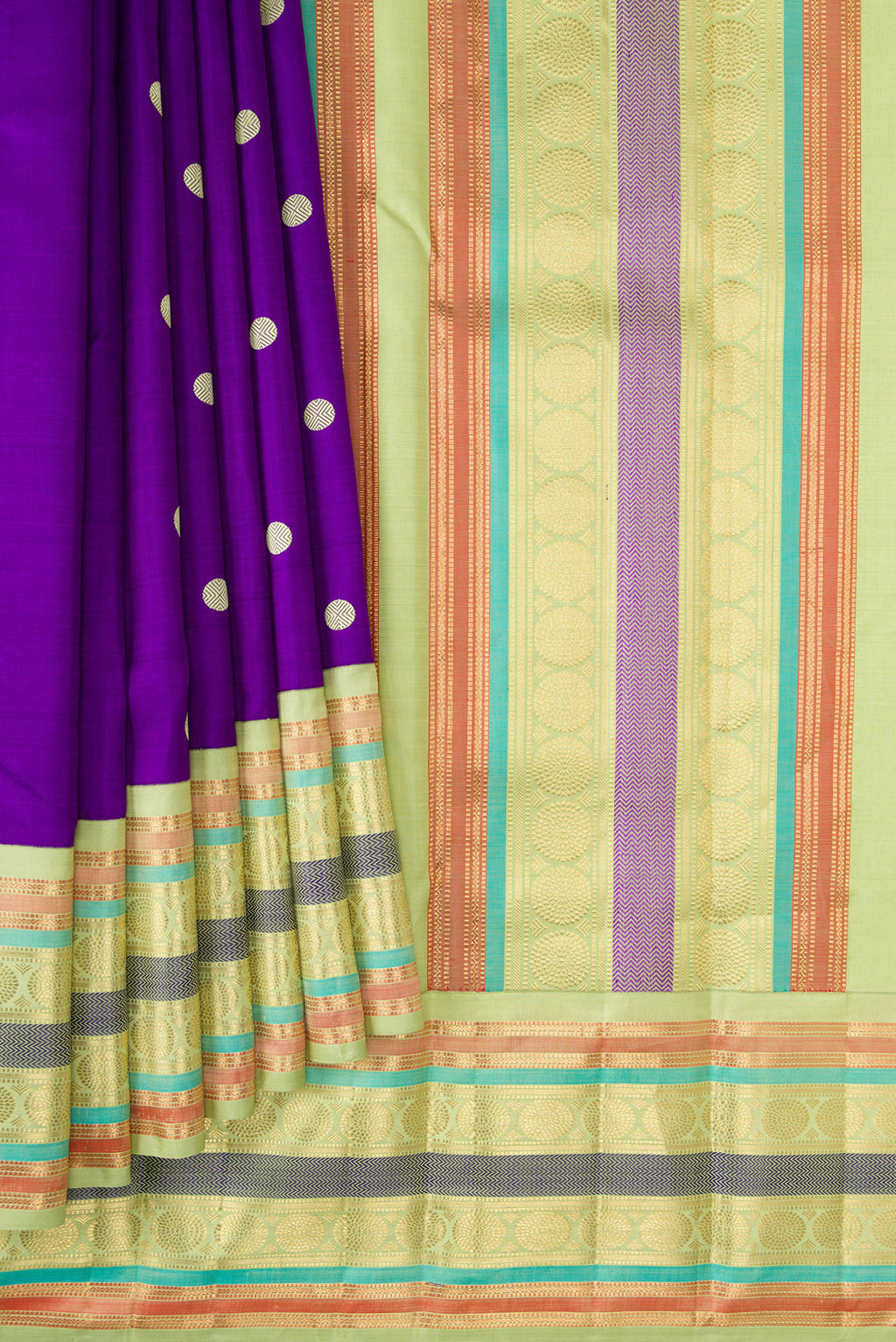 Pleats and pallu of Violet Dual Tone Kanjivaram Silk Saree with Thread Butta on the body and Zari And Thread Border. 