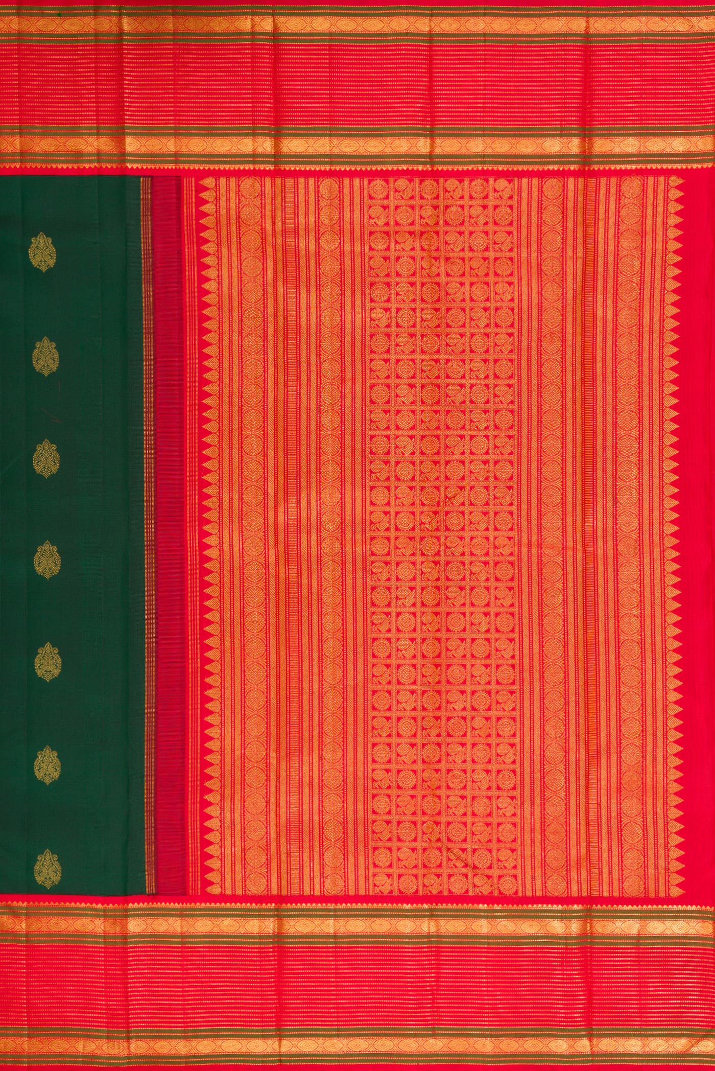 Close up image of the pallu of Pure Silk Pure Zari Green Dual Tone Kanjivaram Saree with Zari Butta on the body and Zari Border. 