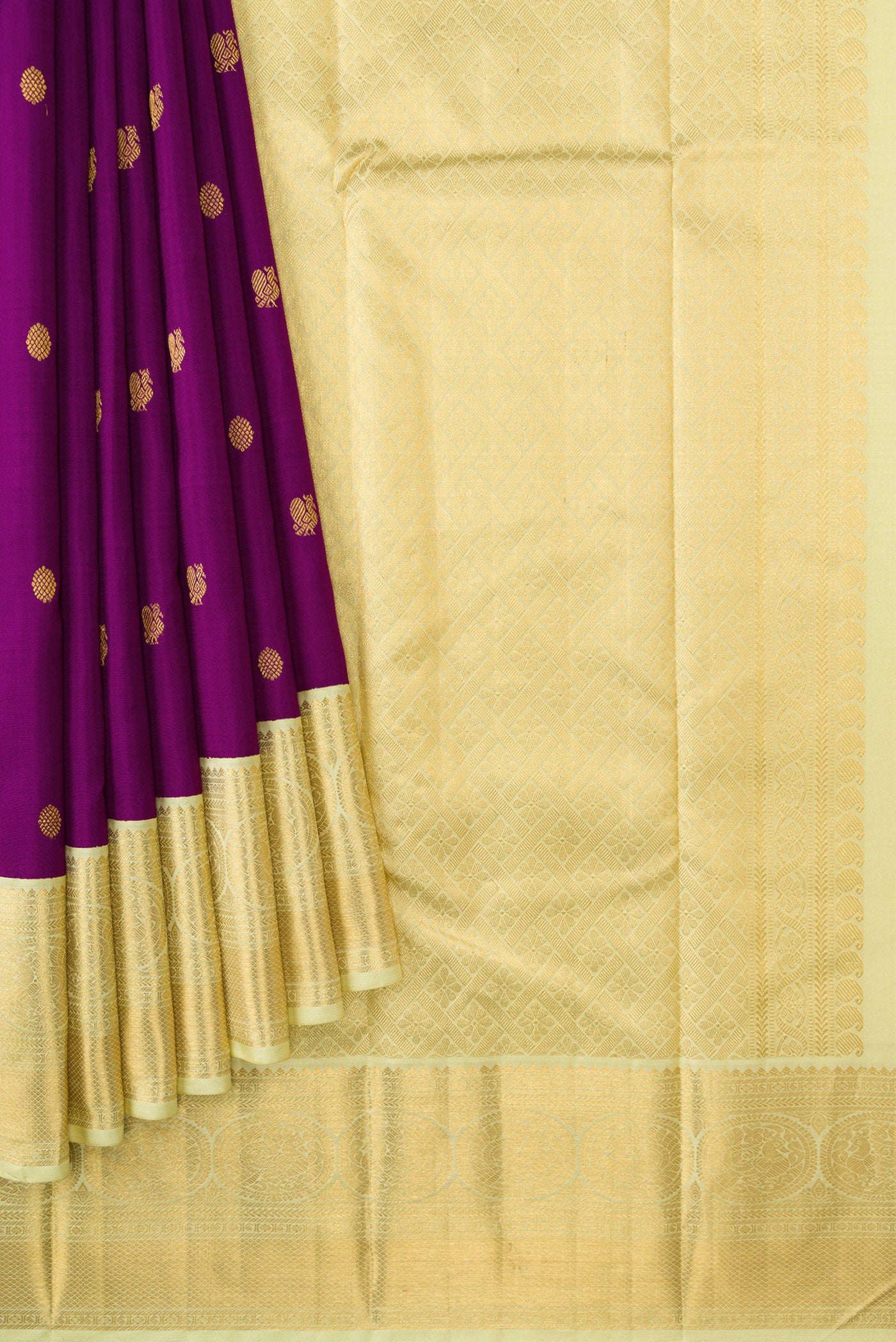 Pleats and pallu of Purple Dual Tone Kanjivaram Silk Saree with Zari Butta on the body and Zari Border. 