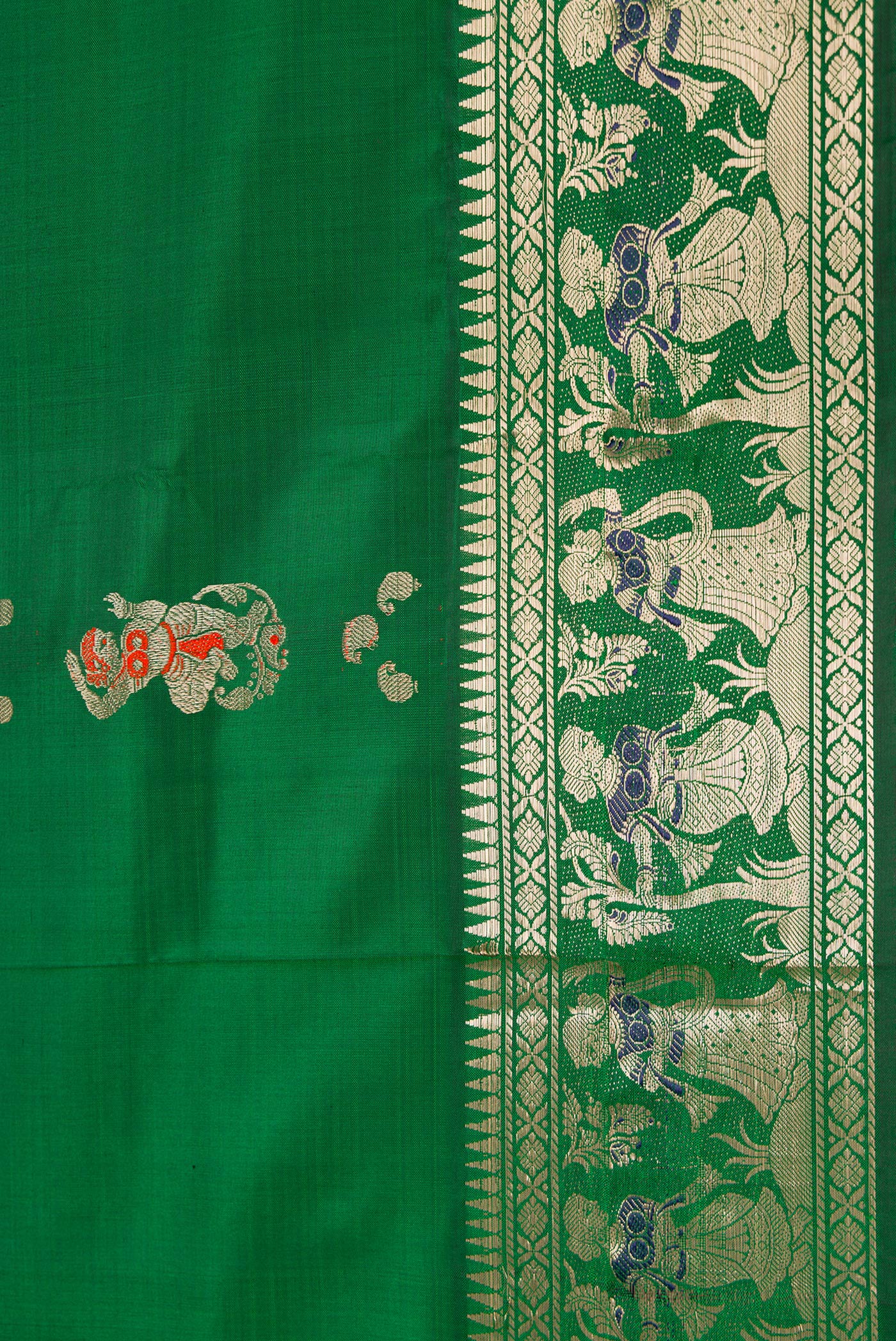 Border image of Green Dual Tone Baluchari Silk Saree with Zari And Thread Butta on the body and Thread Border. 
