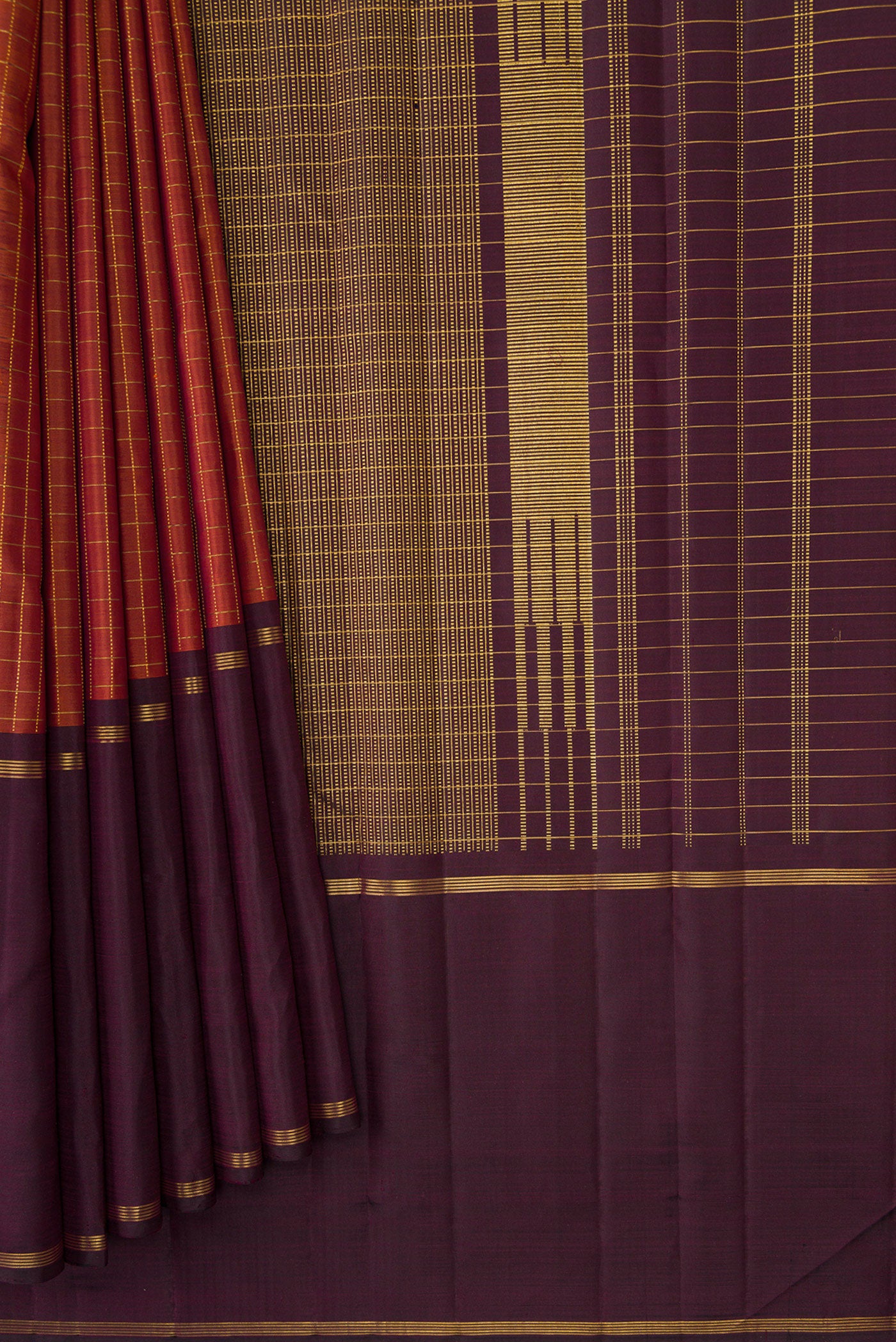 Pleats and pallu of Brick Orange Dual Tone Kanjivaram Silk Saree with Checked design on the body and Zari Border. 