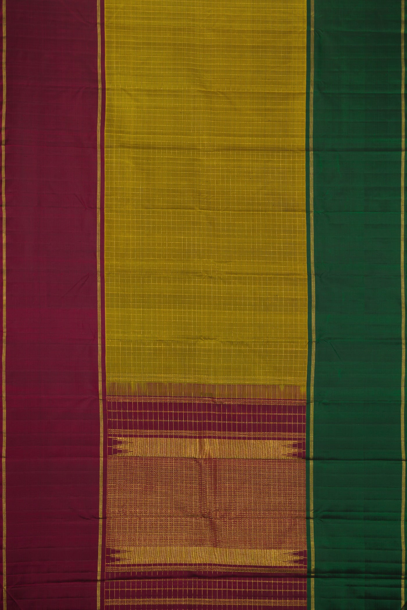 Flat view of Mehandi Green Dual Tone Kanjivaram Silk Saree with Checked design on the body and Ganga Jamuna Border. 