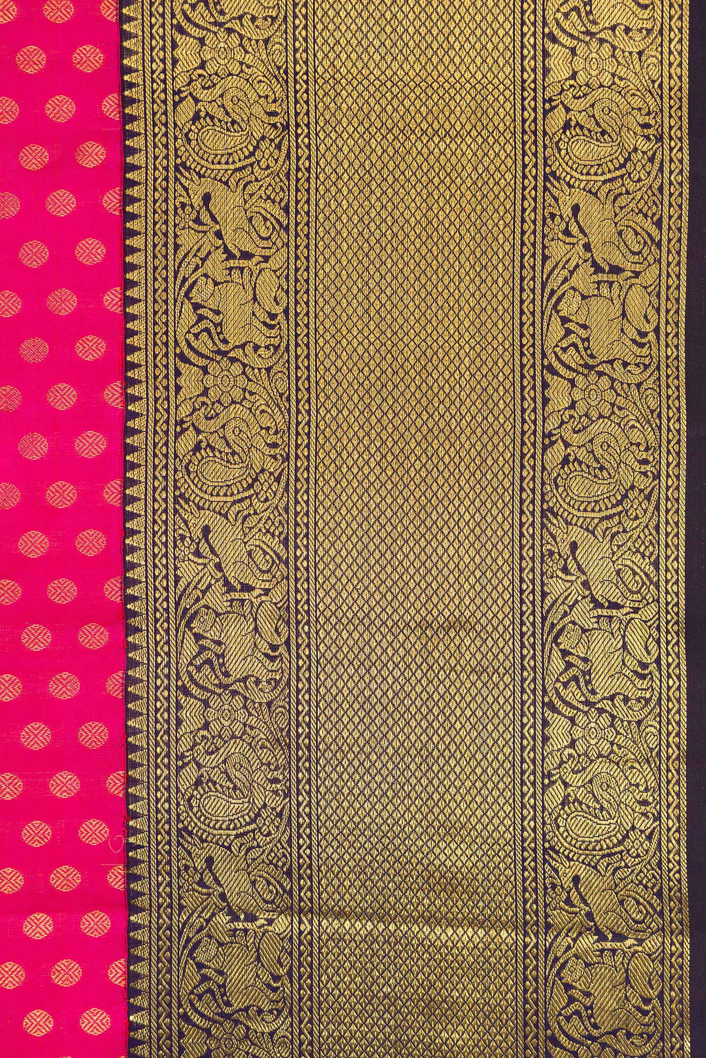 Border image of Pink Dual Tone Kanchipuram Silk Saree with Zari Butta on the body and Zari Border. 