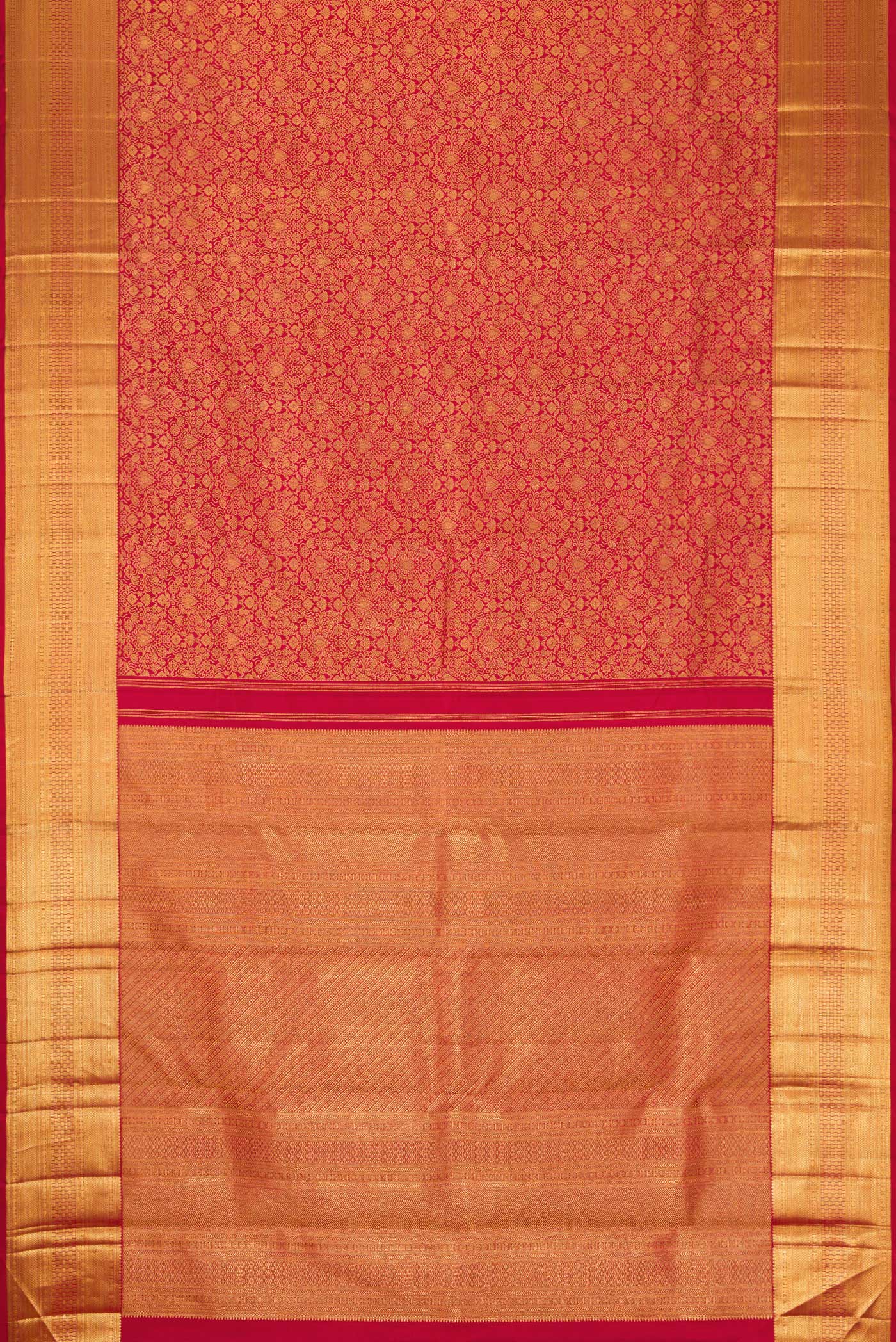 Flat view of Dark Pink Dual Tone Kanchipuram Silk Saree with Zari Brocade on the body and Zari Border. 