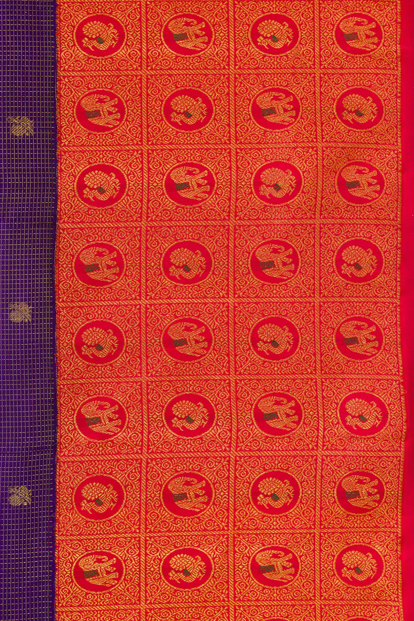 Border image of Violet Dual Tone Kanchipuram Silk Saree with Zari Butta on the body and Zari Border. 