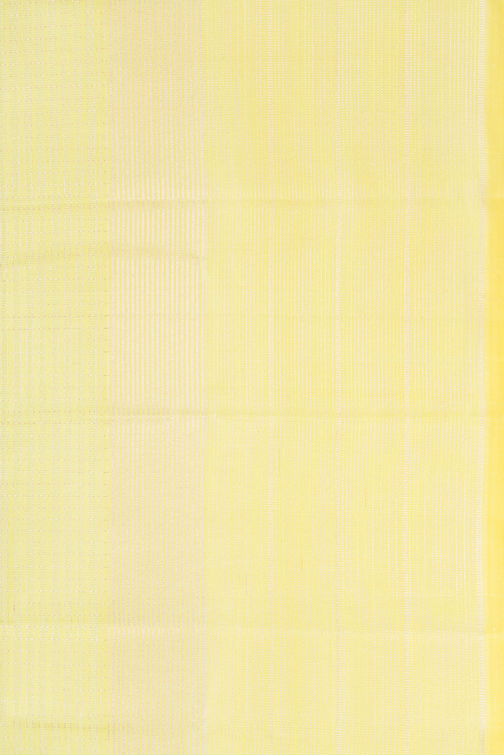 Border image of Lemon Yellow Dual Tone Kanchipuram Silk Saree with Checked design on the body and Zari Border. 