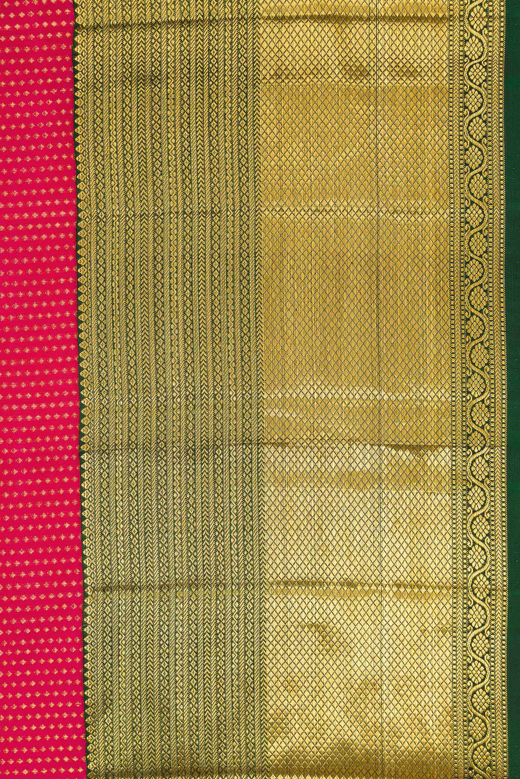 Border image of Dark Pink Dual Tone Kanchipuram Silk Saree with Zari Brocade on the body and Zari Border. 