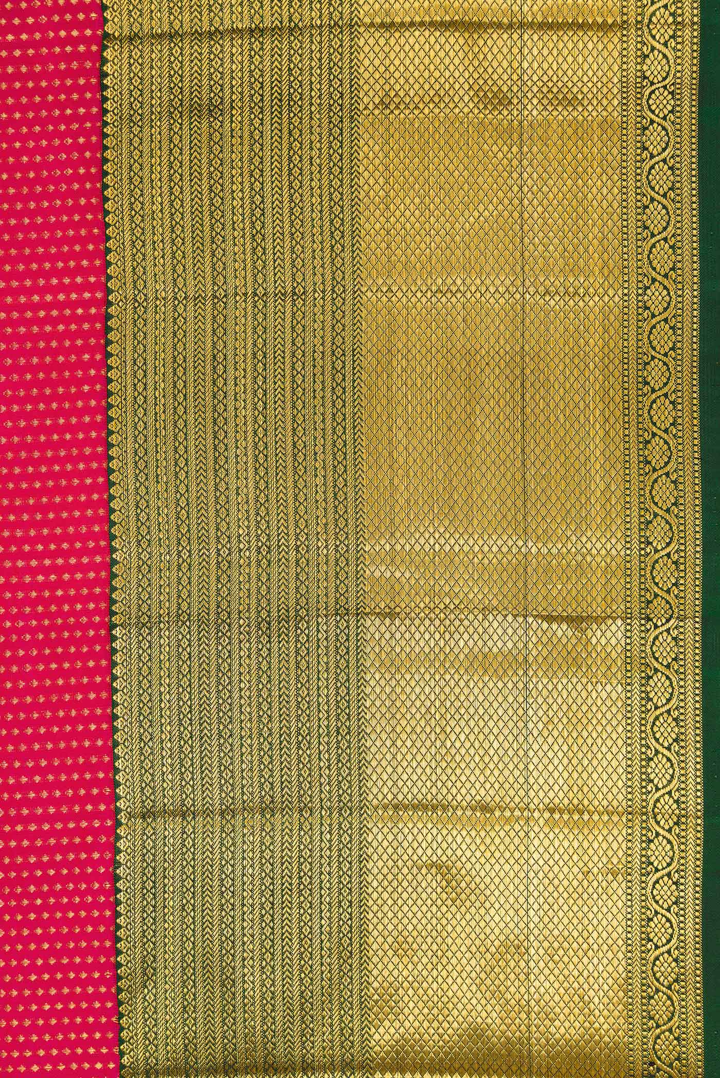 Border image of Dark Pink Dual Tone Kanchipuram Silk Saree with Zari Brocade on the body and Zari Border. 