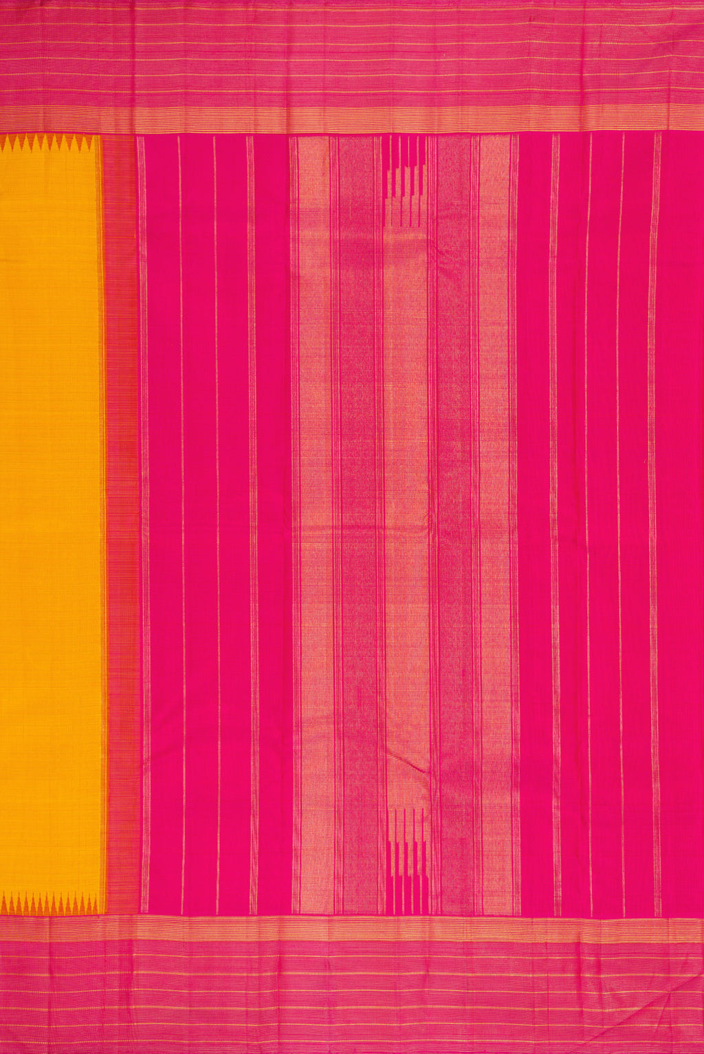 Close up image of the pallu of Yellow Dual Tone Kanjivaram Silk Saree with Checked design on the body and Zari Border. 