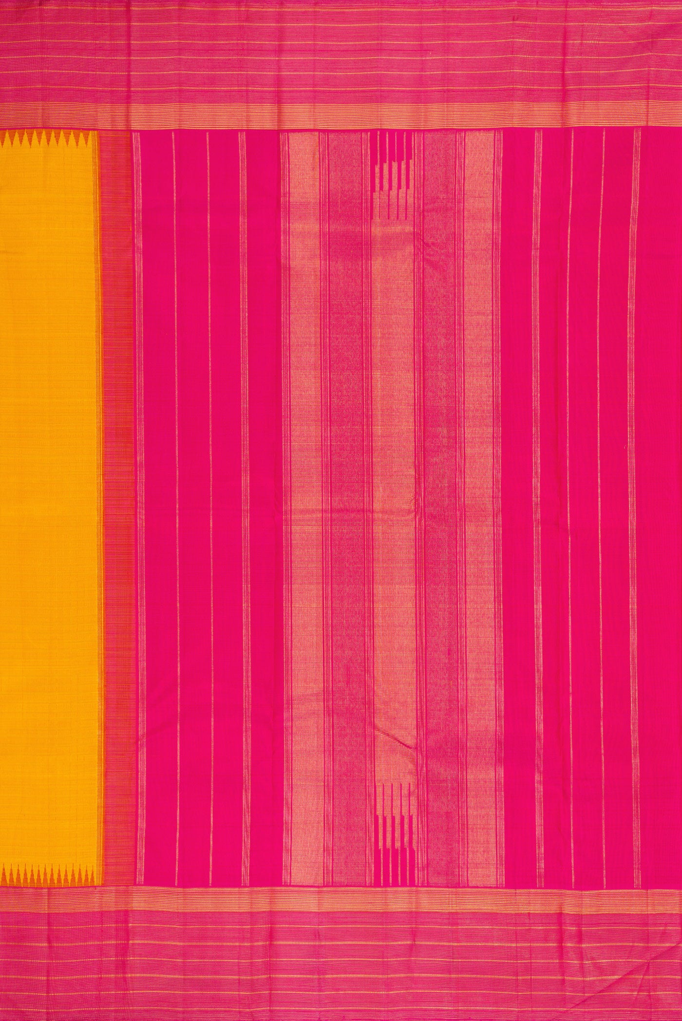 Close up image of the pallu of Yellow Dual Tone Kanjivaram Silk Saree with Checked design on the body and Zari Border. 