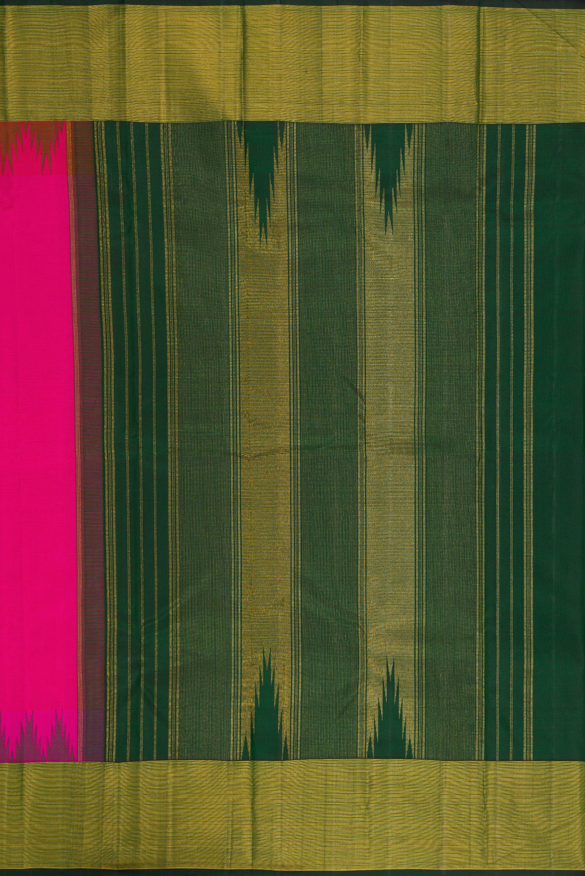 Close up image of the pallu of Pink Dual Tone Kanjivaram Silk Saree with Plain Body and Temple Border. 