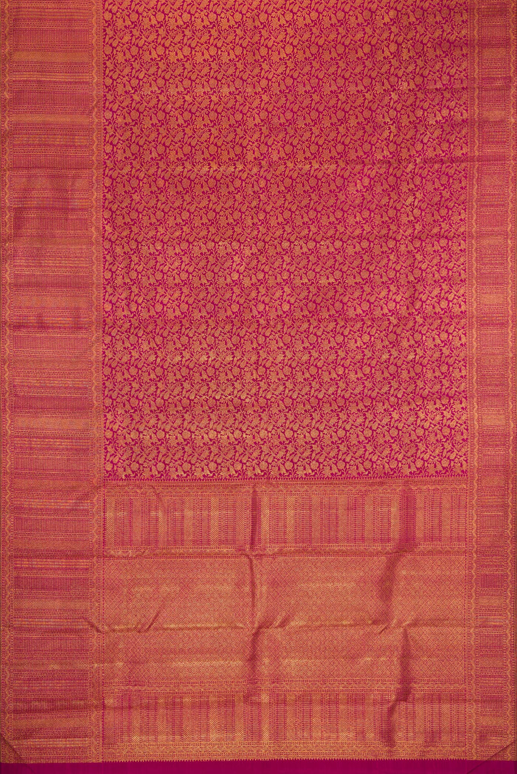Flat view of Purple Dual Tone Kanchipuram Silk Saree with Zari Brocade on the body and Zari Border. 