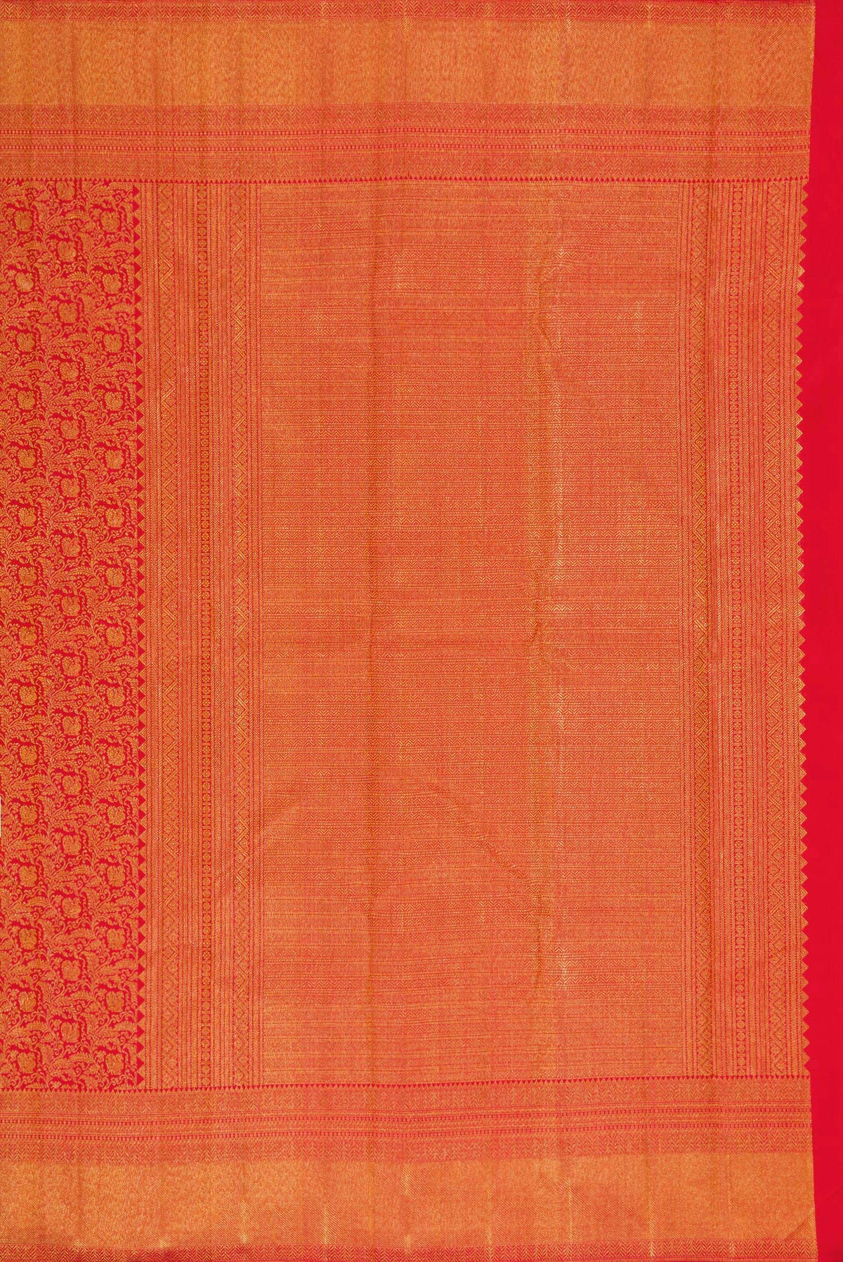 Close up image of the pallu of Red Dual Tone Kanchipuram Silk Saree with Zari Brocade on the body and Zari Border. 