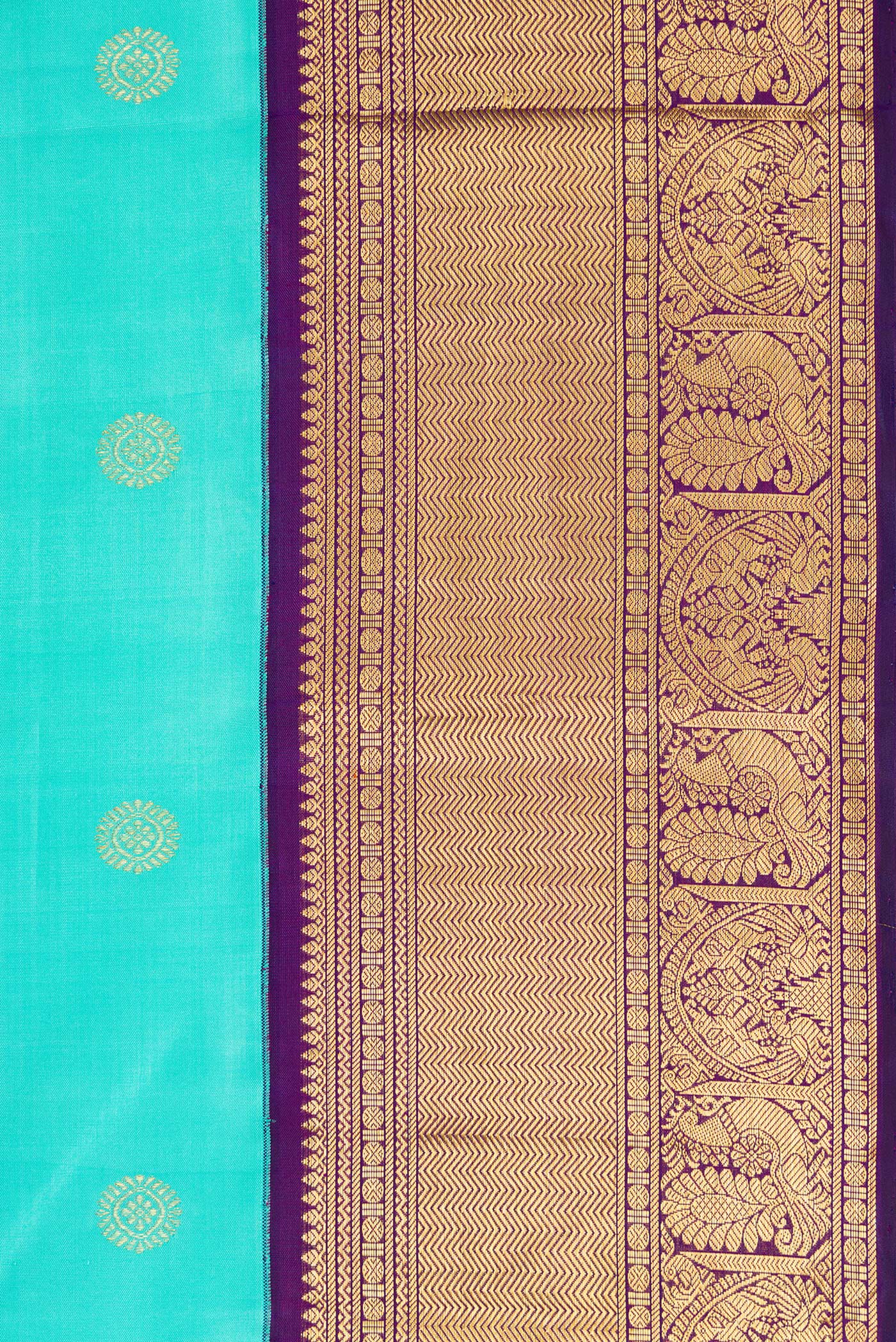 Border image of Sky Blue Dual Tone Kanchipuram Silk Saree with Zari Butta on the body and Zari Border. 