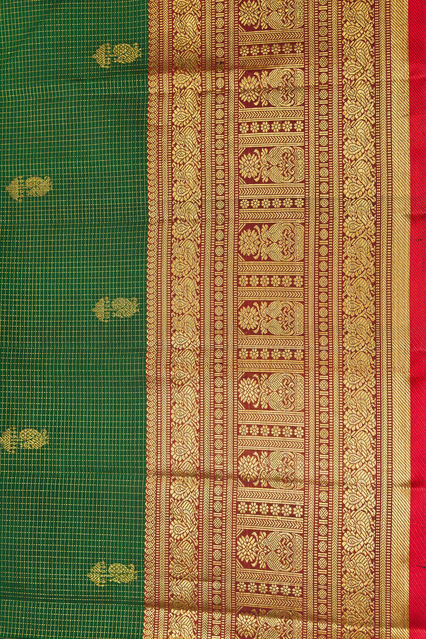 Border image of Bottle Green Dual Tone Kanchipuram Silk Saree with Checked design on the body and Zari Border. 
