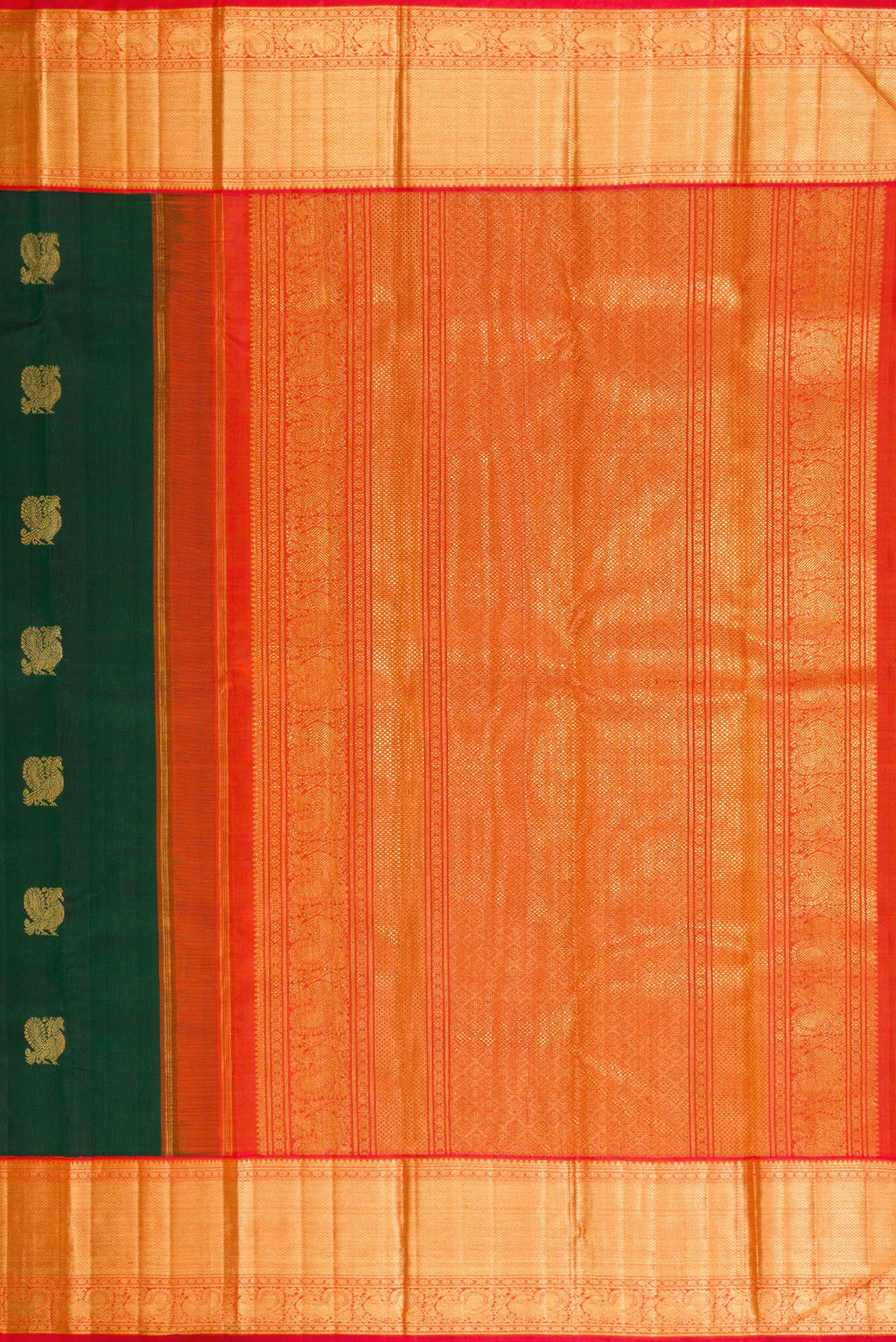 Close up image of the pallu of Green Dual Tone Kanchipuram Silk Saree with Zari Butta on the body and Zari Border. 