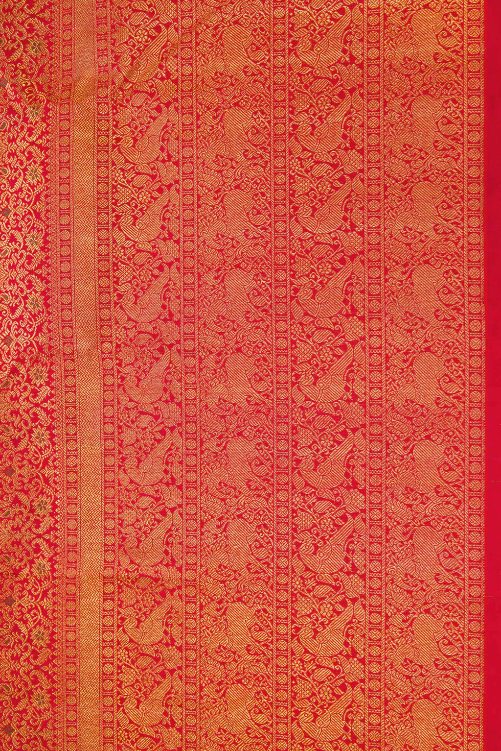 Border image of Red Dual Tone Kanchipuram Silk Saree with Zari Brocade on the body and Zari Border. 