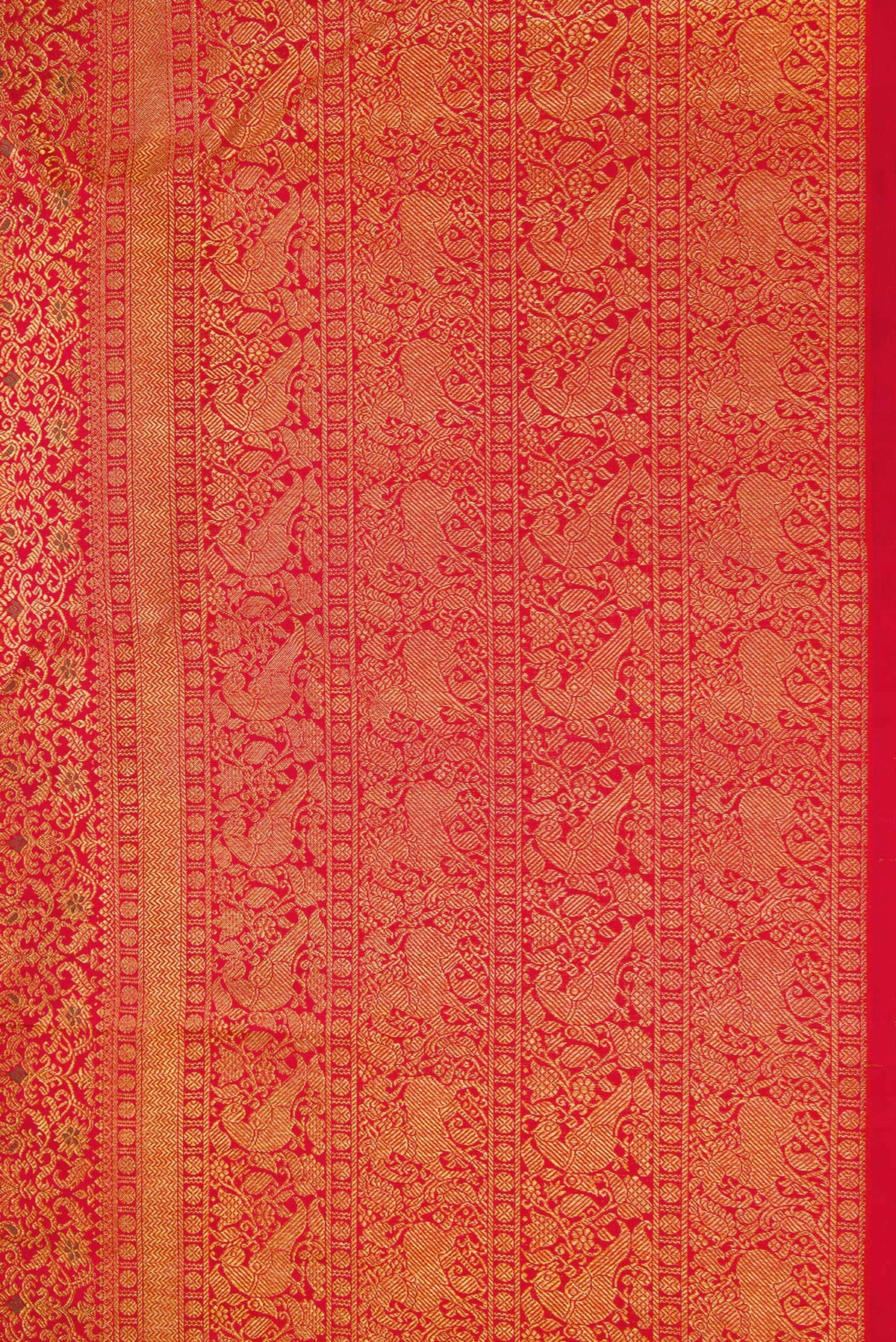Border image of Red Dual Tone Kanchipuram Silk Saree with Zari Brocade on the body and Zari Border. 