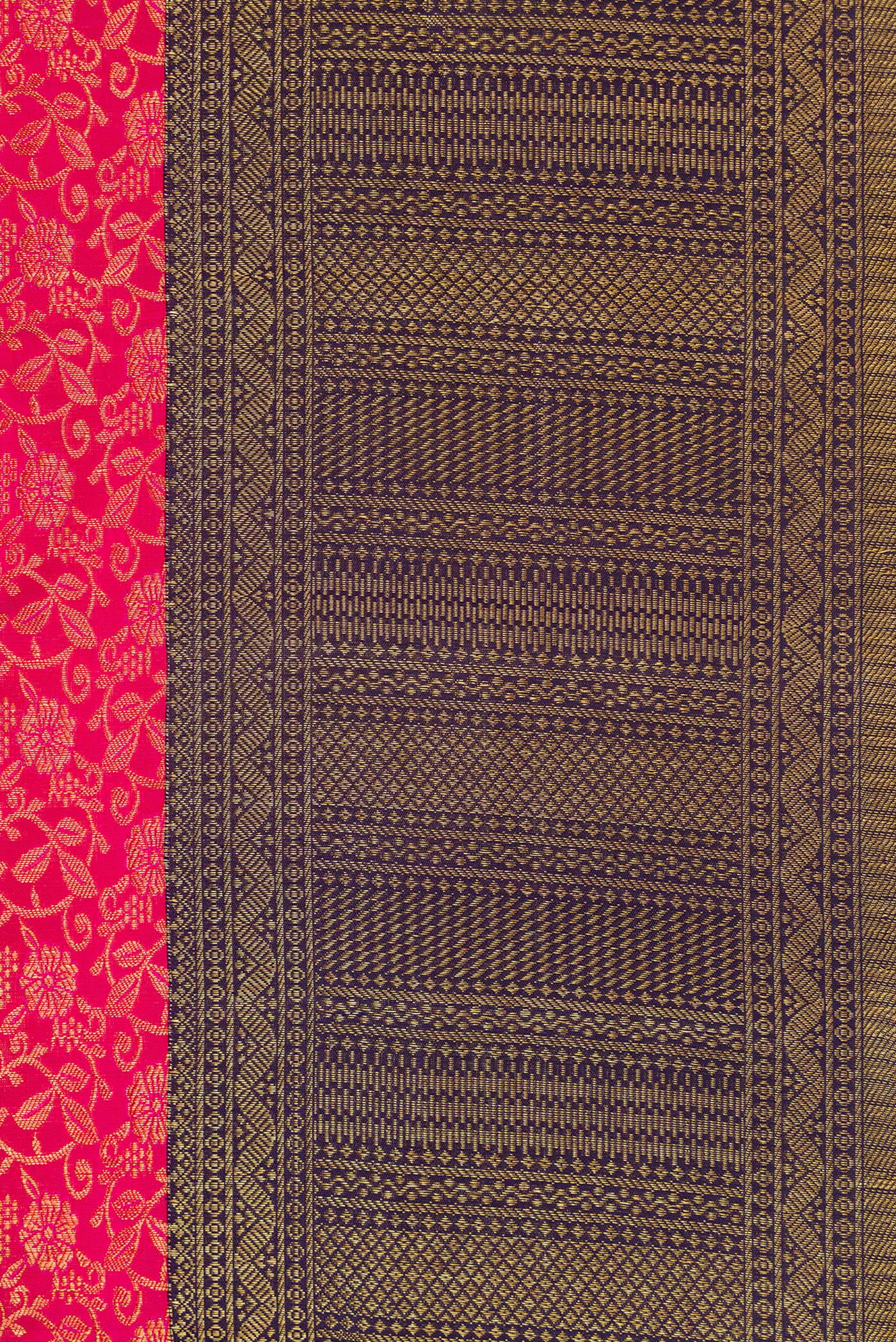 Border image of Dark Pink Dual Tone Kanchipuram Silk Saree with Zari Brocade on the body and Zari Border. 