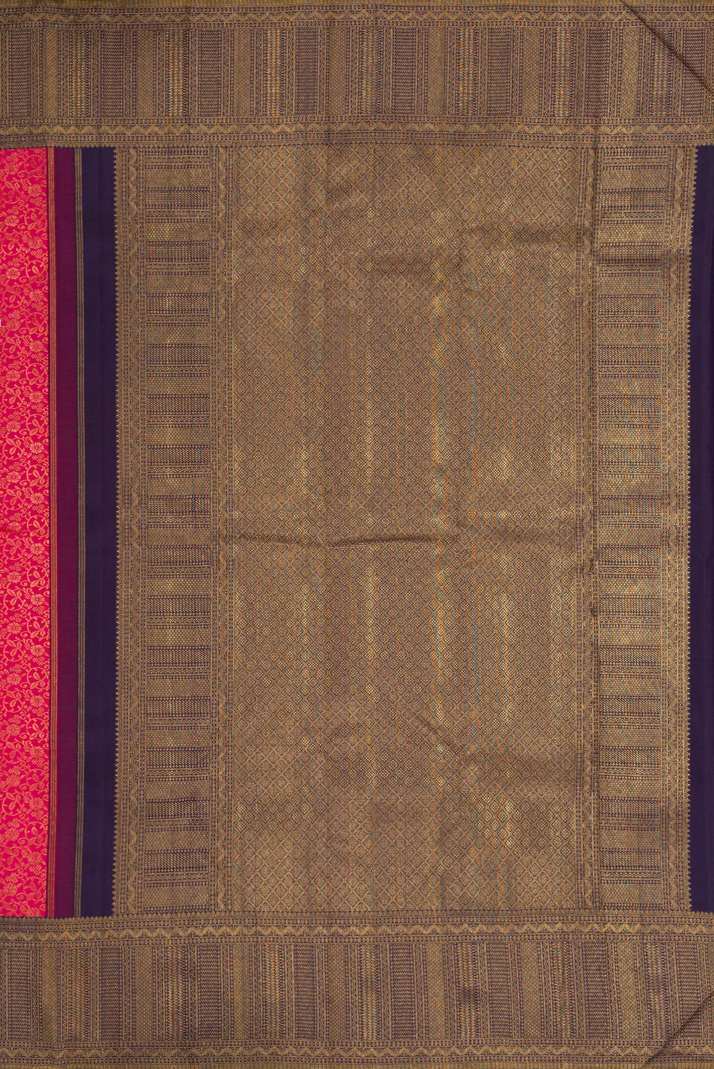 Close up image of the pallu of Dark Pink Dual Tone Kanchipuram Silk Saree with Zari Brocade on the body and Zari Border. 