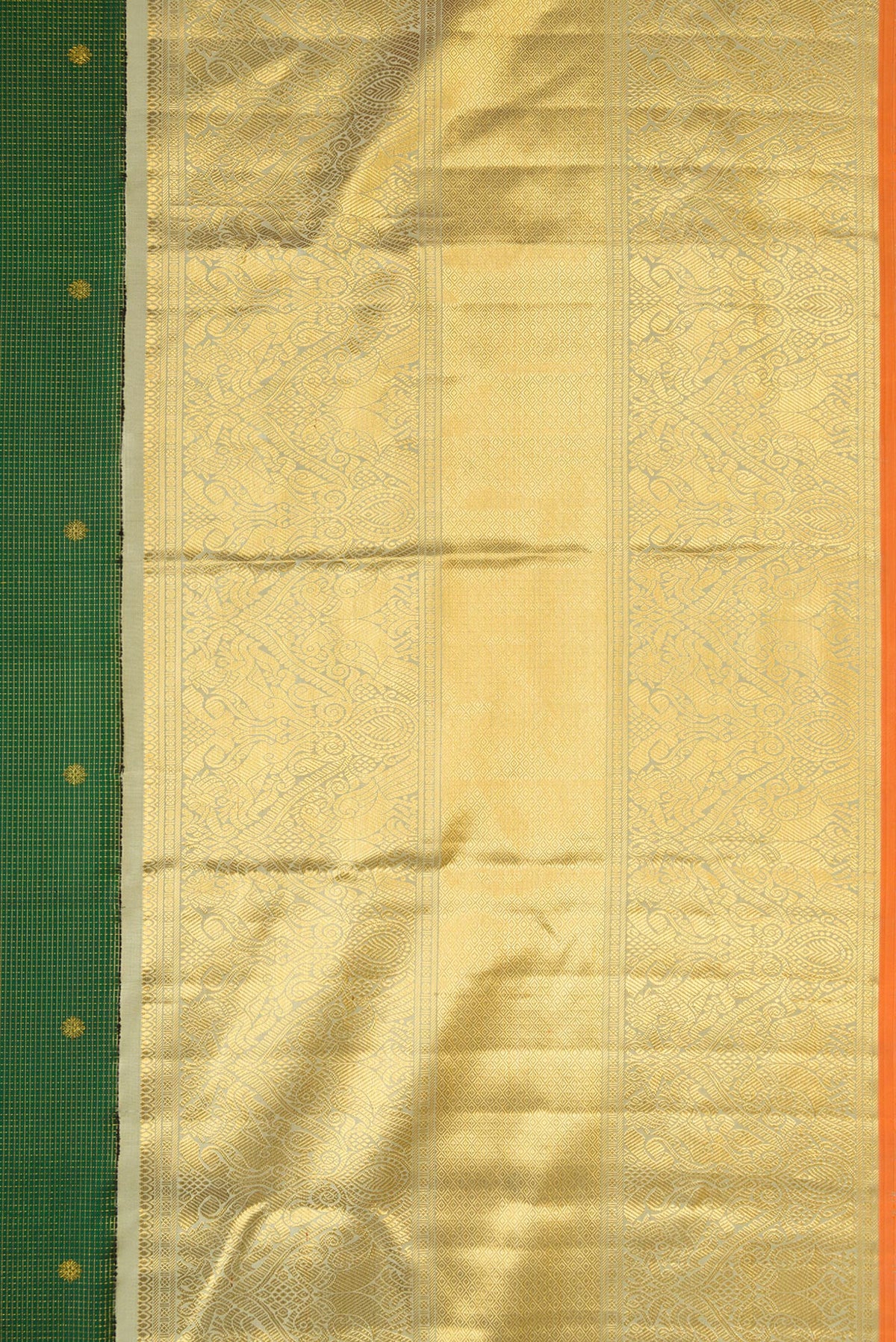 Border image of Green Dual Tone Kanchipuram Silk Saree with Zari Brocade on the body and Zari Border. 