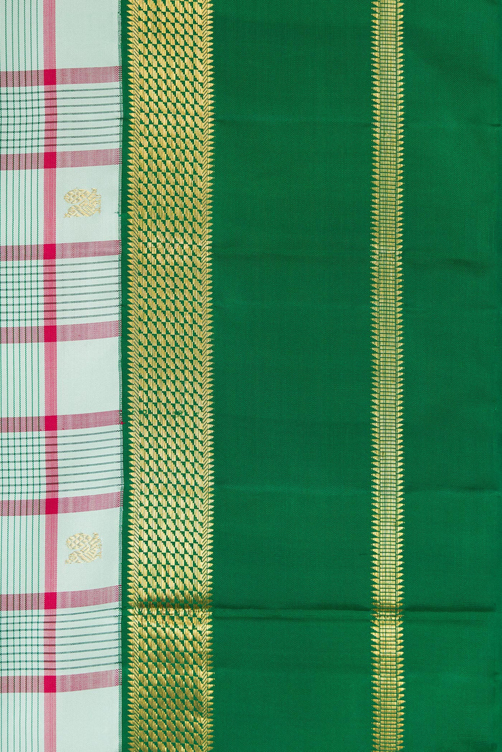 Border image of Pure Silk Pure Zari Sky Blue Dual Tone Kanjivaram Saree with Checked design on the body and Zari Border. 