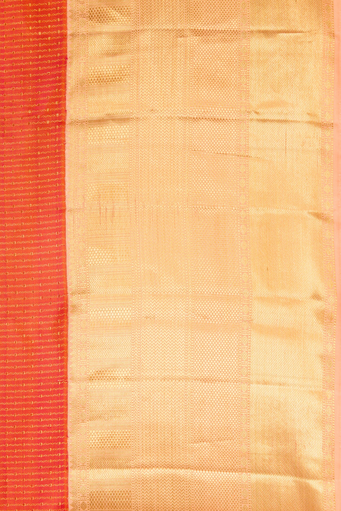 Border image of Brick Orange Dual Tone Kanchipuram Silk Saree with Zari Brocade on the body and Zari Border. 