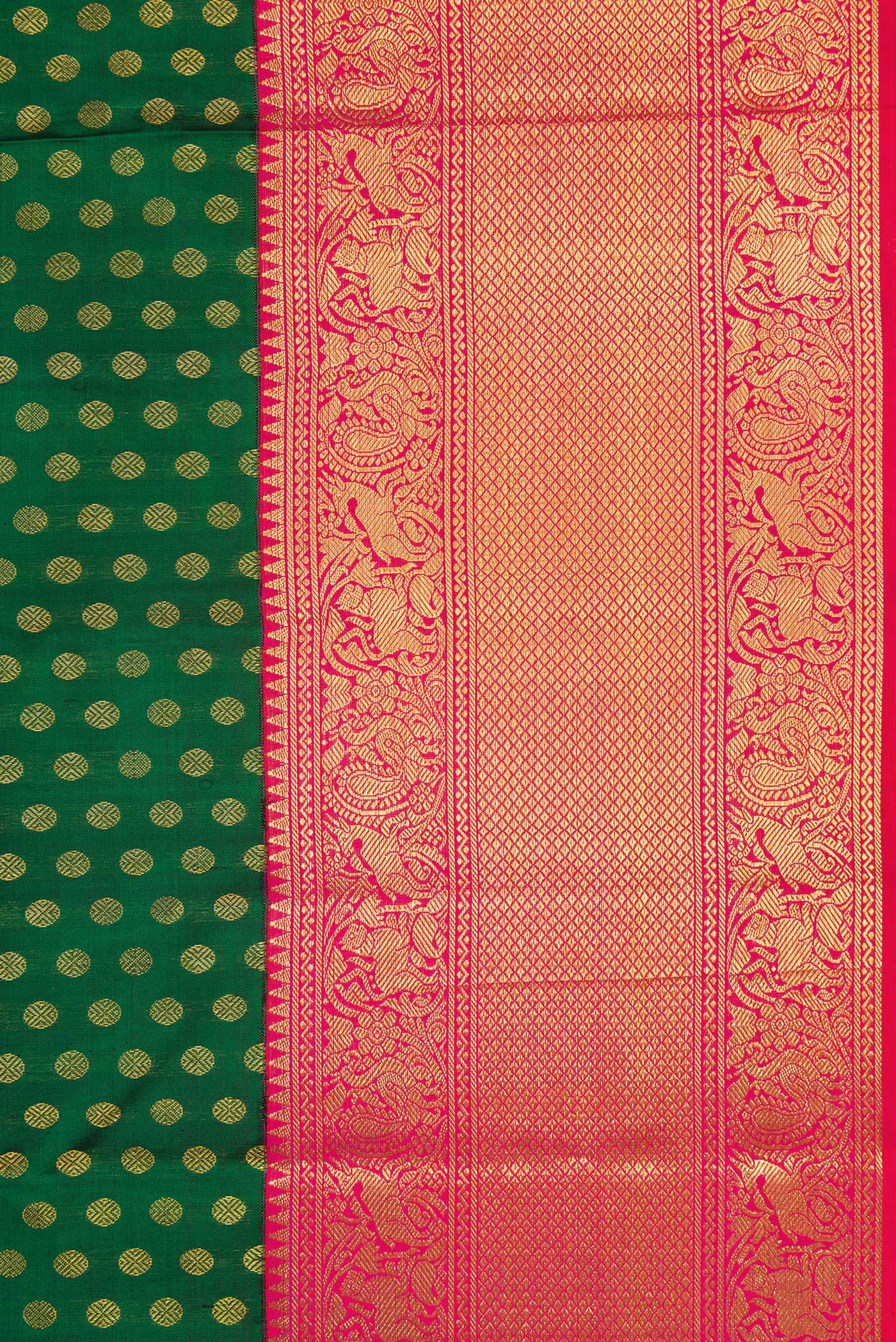Border image of Green Dual Tone Kanchipuram Silk Saree with Zari Brocade on the body and Zari Border. 