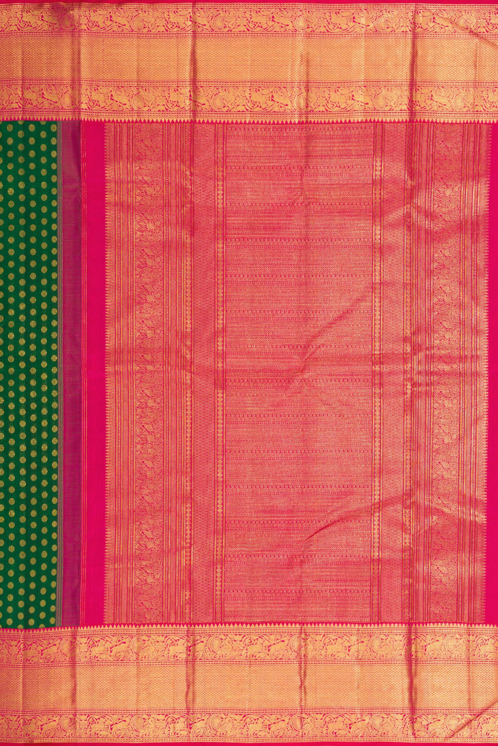 Close up image of the pallu of Green Dual Tone Kanchipuram Silk Saree with Zari Brocade on the body and Zari Border. 