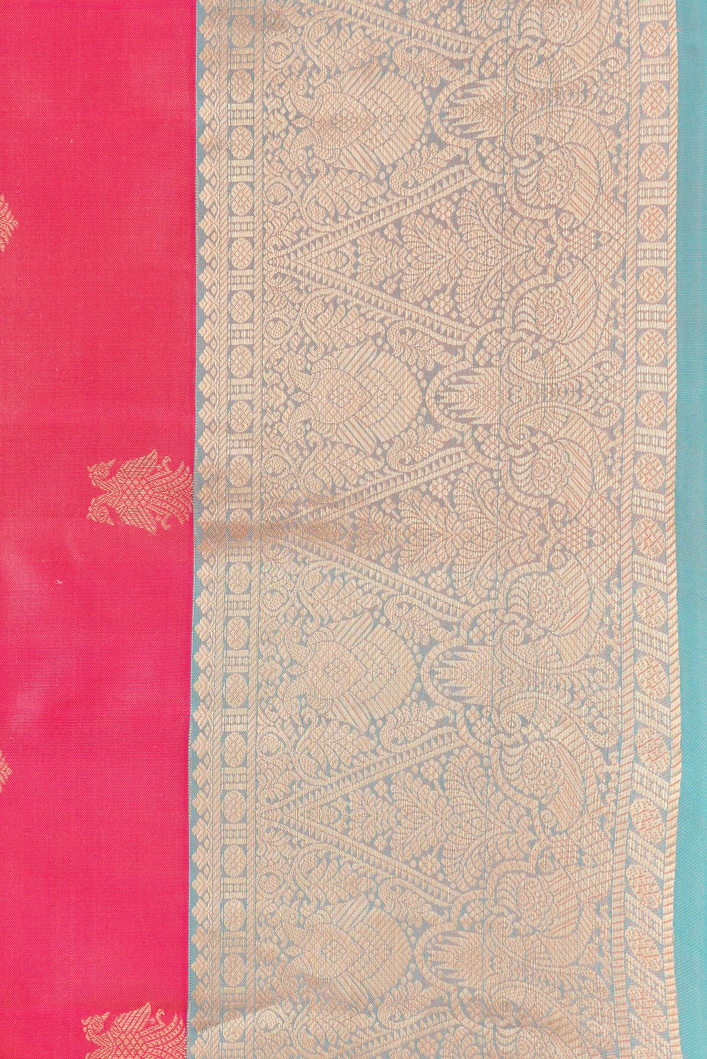 Border image of Pink Dual Tone Kanchipuram Silk Saree with Zari Butta on the body and Zari Border. 