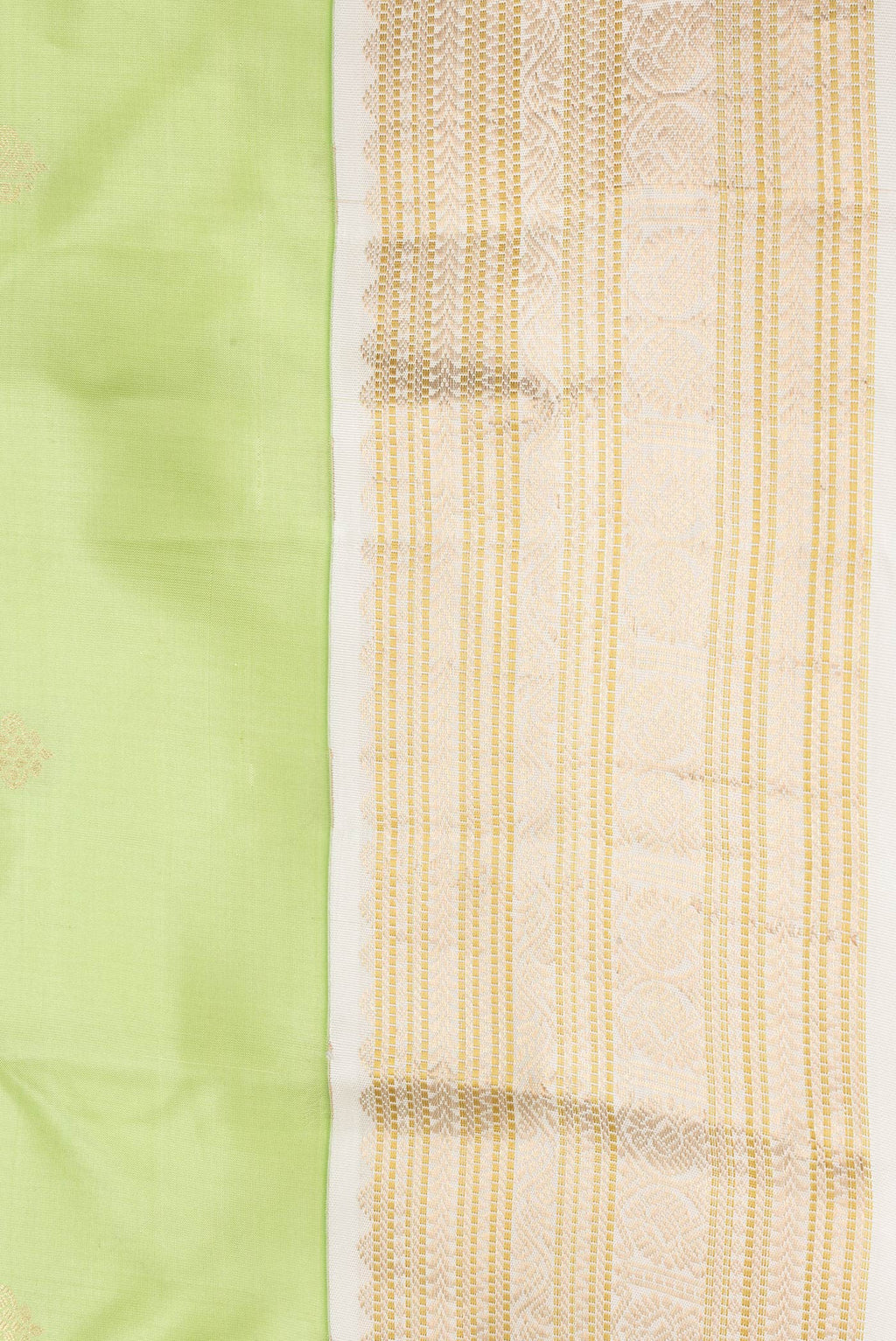 Border image of Pista Green Dual Tone Kanchipuram Silk Saree with Zari Butta on the body and Zari Border. 