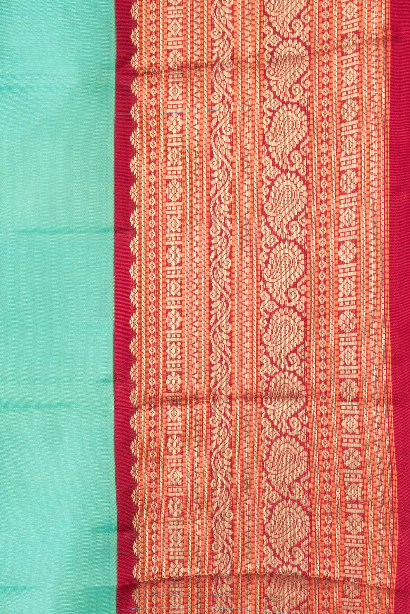 Border image of Sea Green Dual Tone Kanchipuram Silk Saree with Zari Butta on the body and Zari Border. 