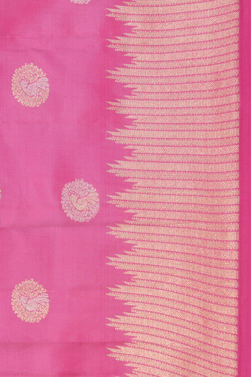 Border image of Pink Dual Tone Kanjivaram Silk Saree with Zari Butta on the body and Zari Border. 