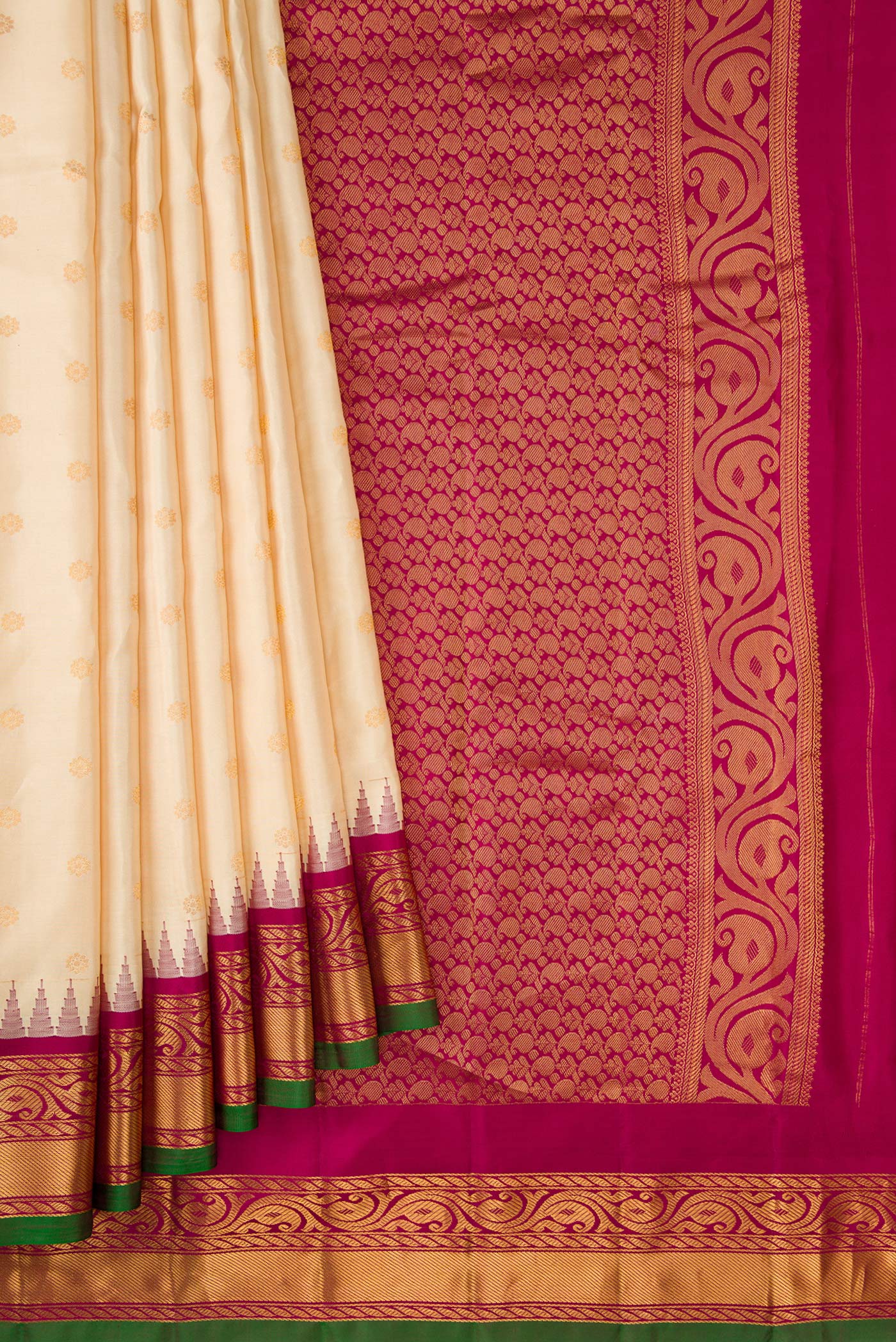 Pleats and pallu of Sandal Dual Tone Gadwal Silk Saree with Zari Butta on the body and Zari Border. 