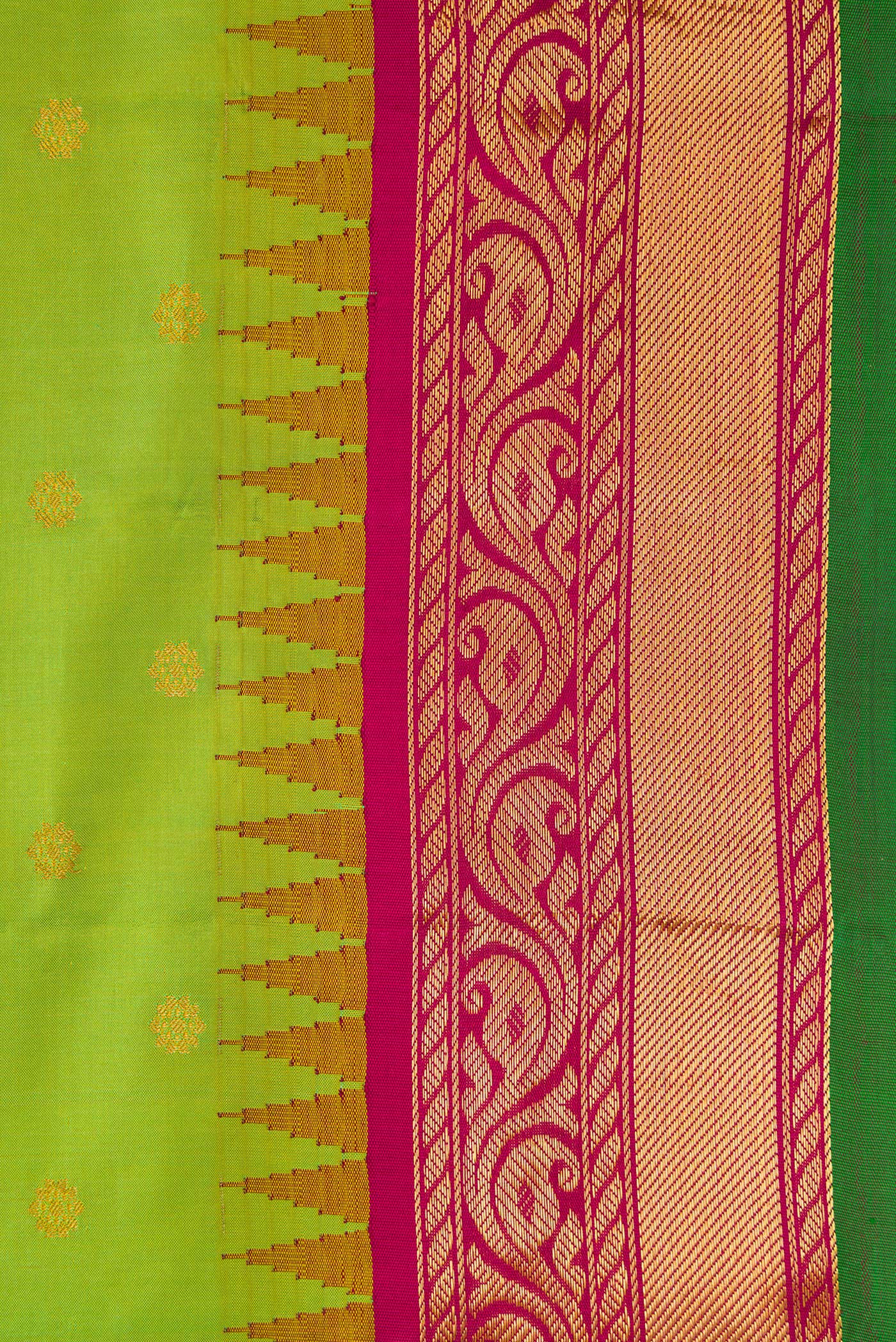Border image of Parrot Green Dual Tone Gadwal Silk Saree with Zari Butta on the body and Zari Border. 