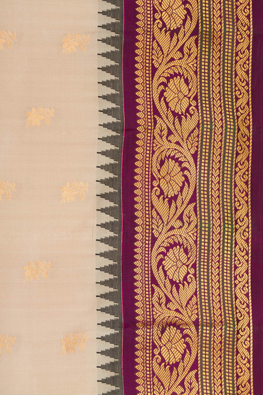Border image of Beige Dual Tone Gadwal Silk Saree with Zari Butta on the body and Zari Border. 