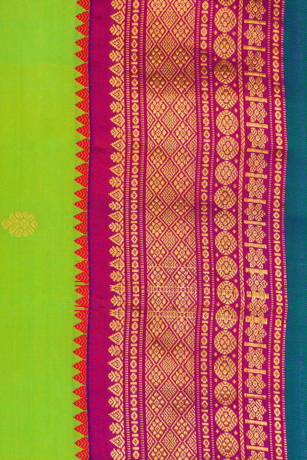 Border image of Parrot Green Dual Tone Gadwal Silk Saree with Zari Butta on the body and Zari Border. 