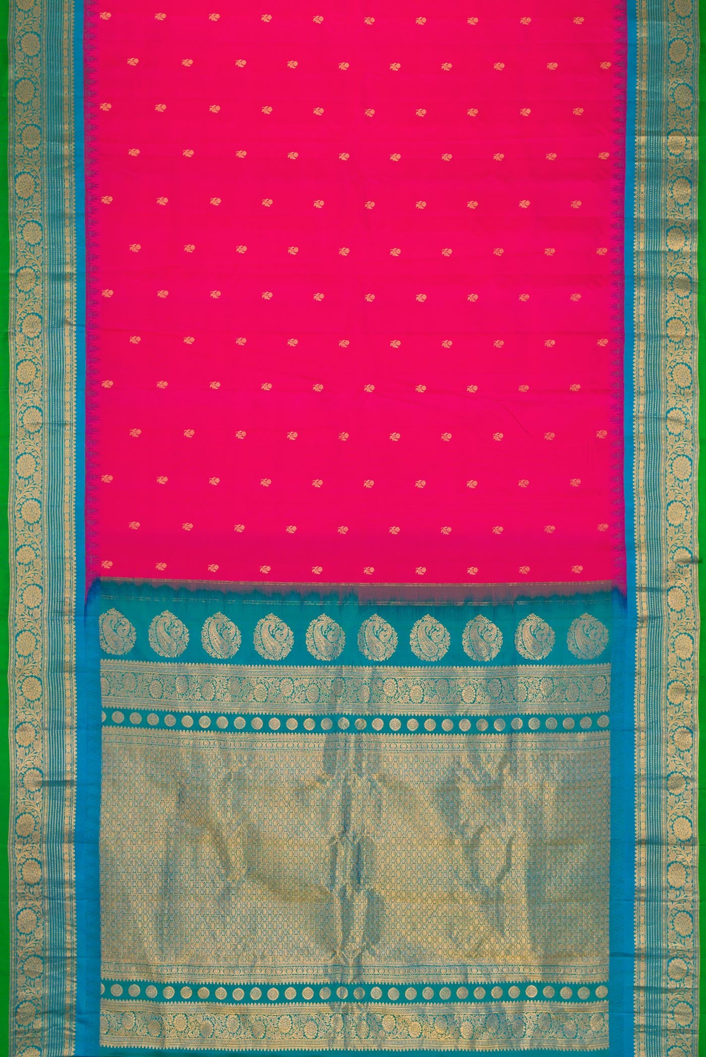 Flat view of Dark Pink Dual Tone Gadwal Silk Saree with Zari Butta on the body and Zari Border. 