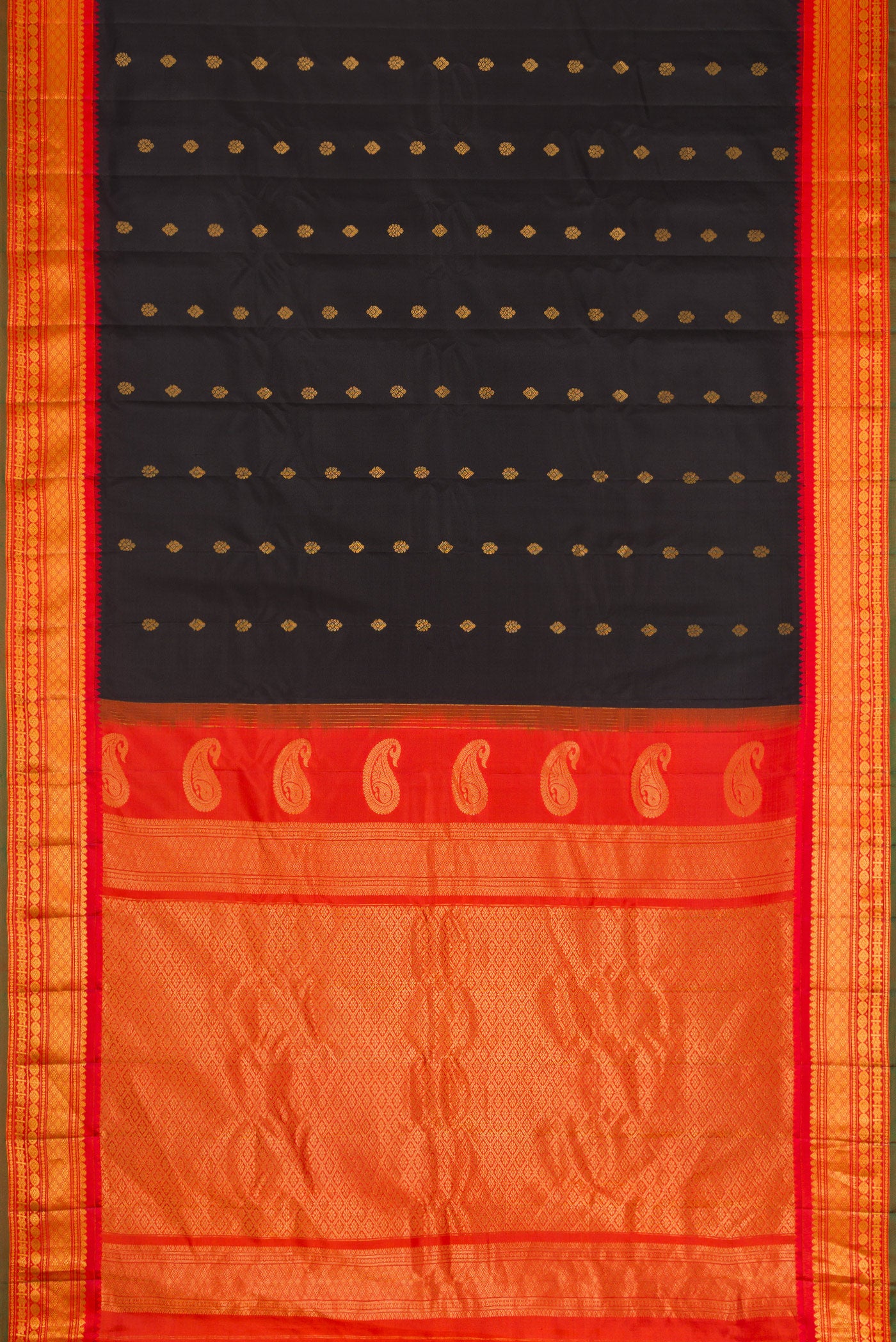 Flat view of Black Dual Tone Gadwal Silk Saree with Zari Butta on the body and Zari Border. 